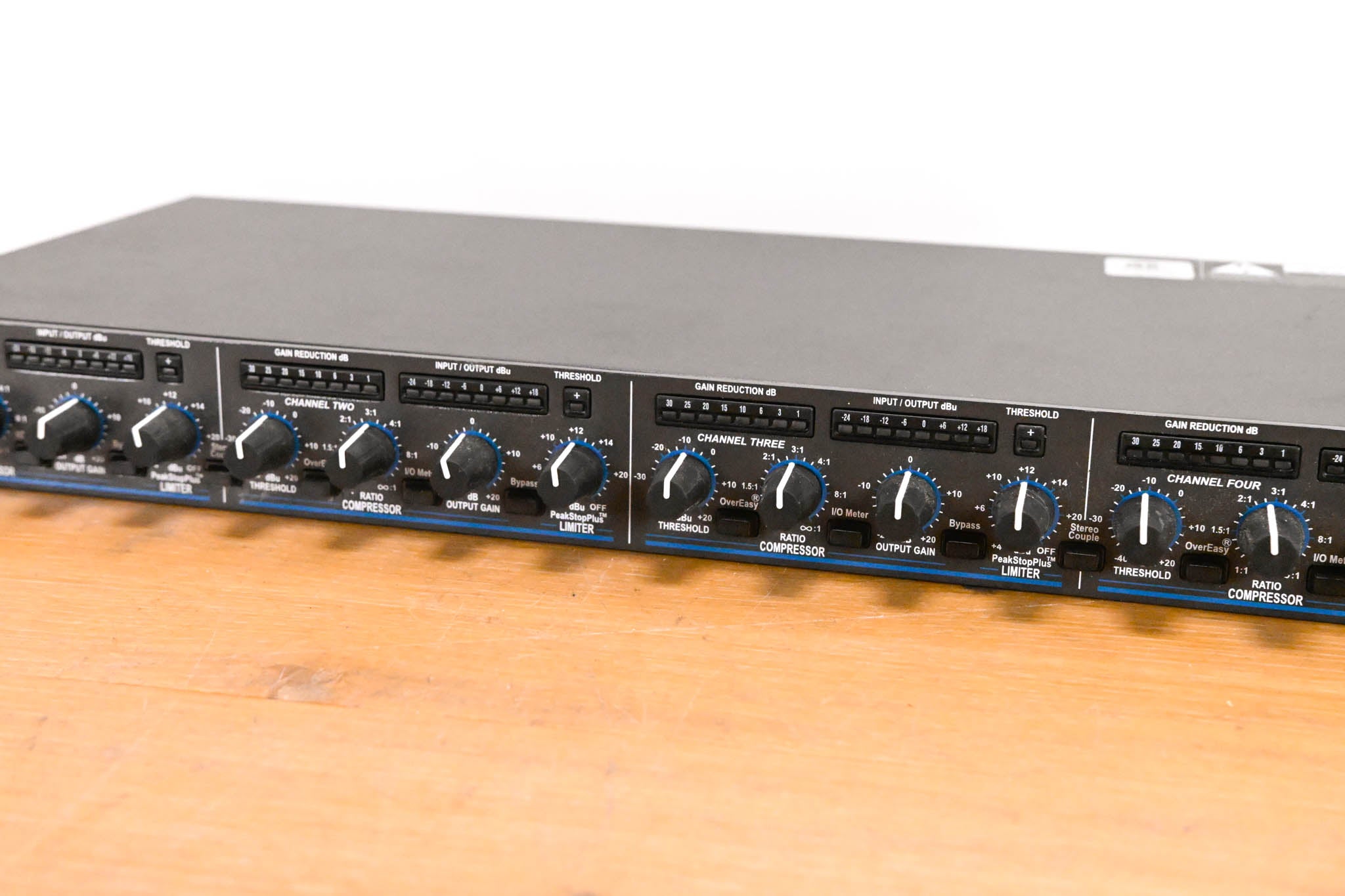 dbx 1046 Quad Compressor/Limiter