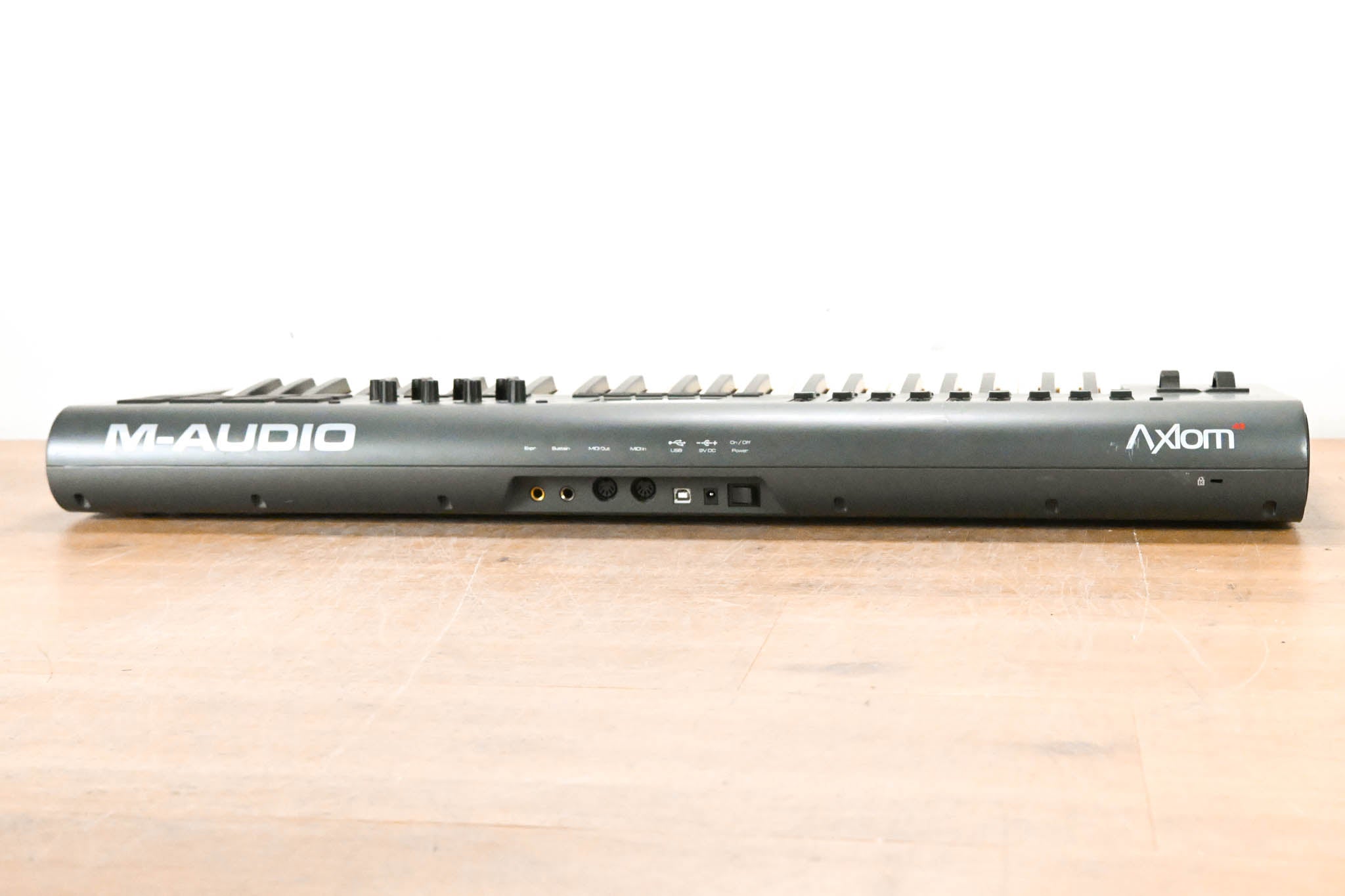 M-Audio Axiom 49 Advanced 49-Key Semi-Weighted MIDI Controller (NO PSU)