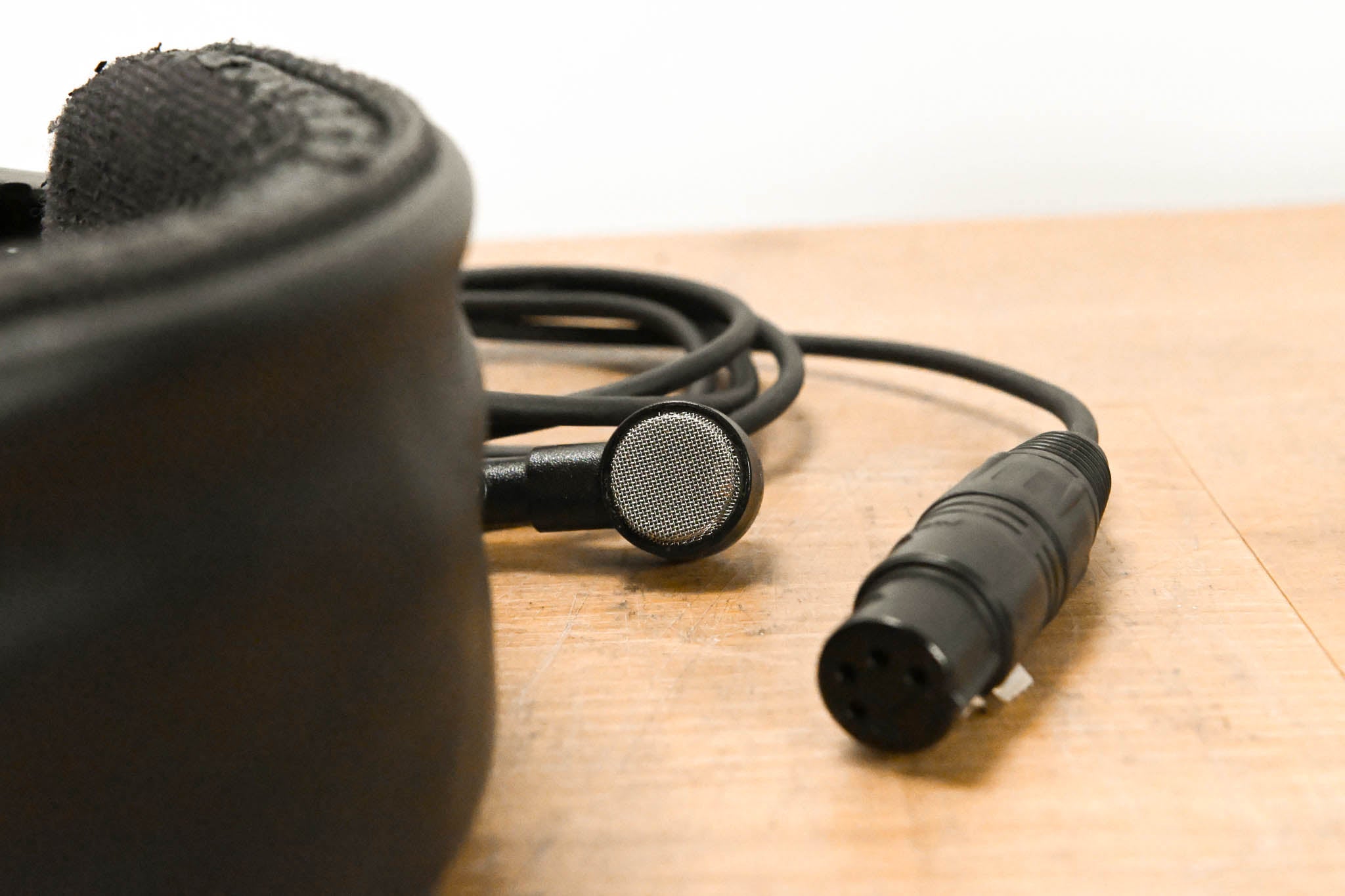RTS HR-1 Single-Sided Headset with Flexible Dynamic Boom Mic