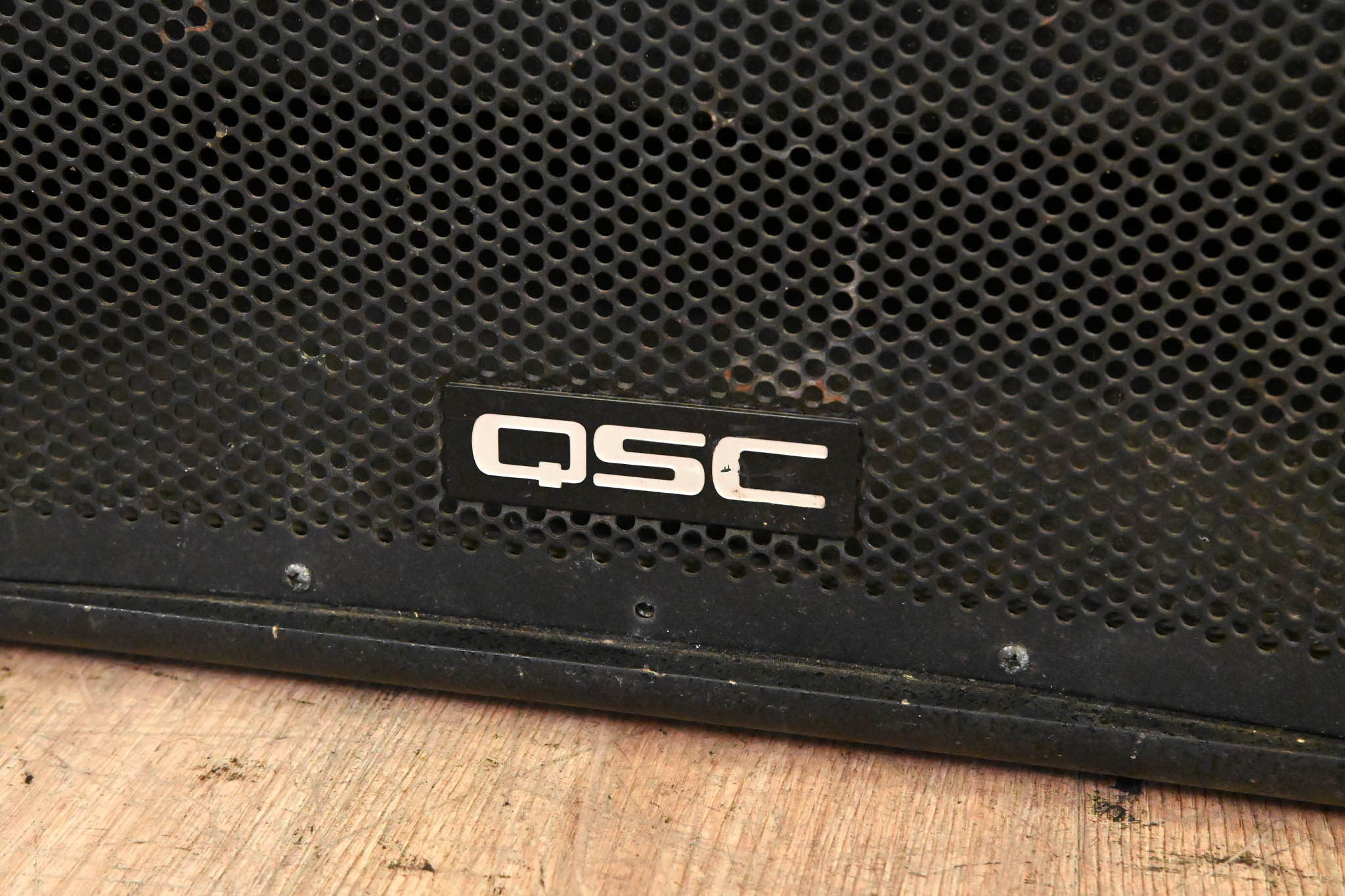 QSC HPR181W 18" Powered Subwoofer