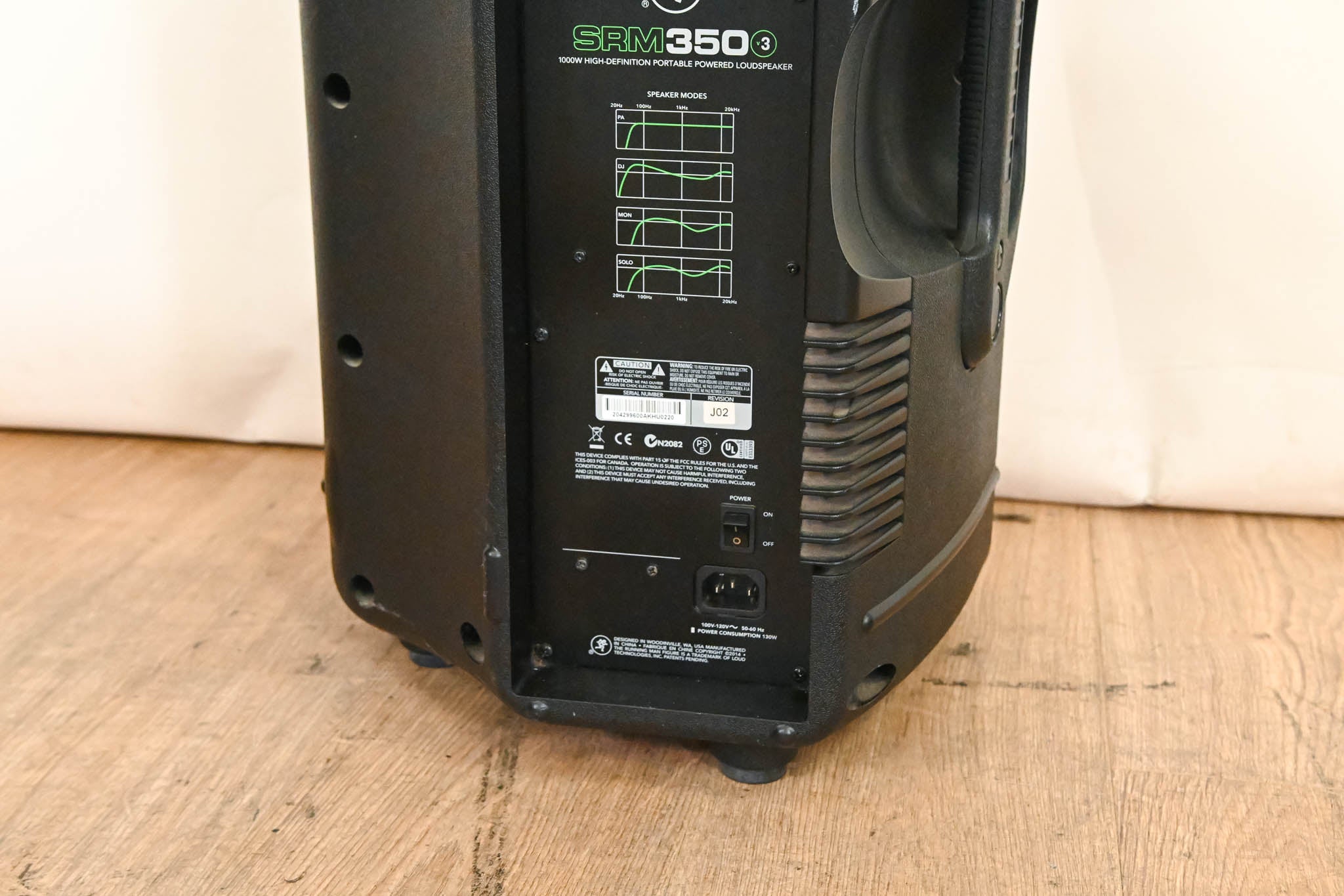 Mackie SRM350v3 1000W 10" Portable Powered Loudspeaker