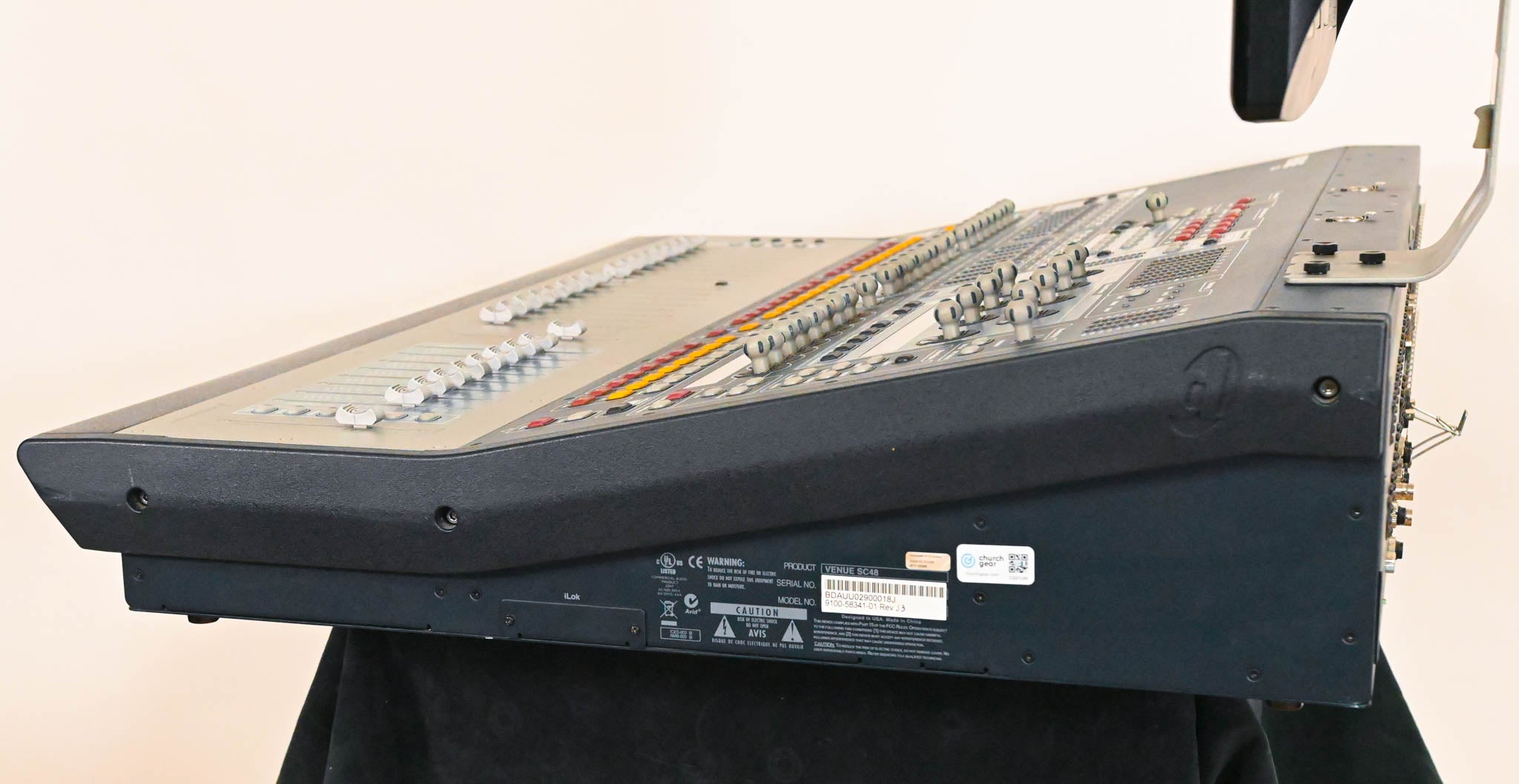 AVID VENUE SC48 Digital Audio Mixing Console