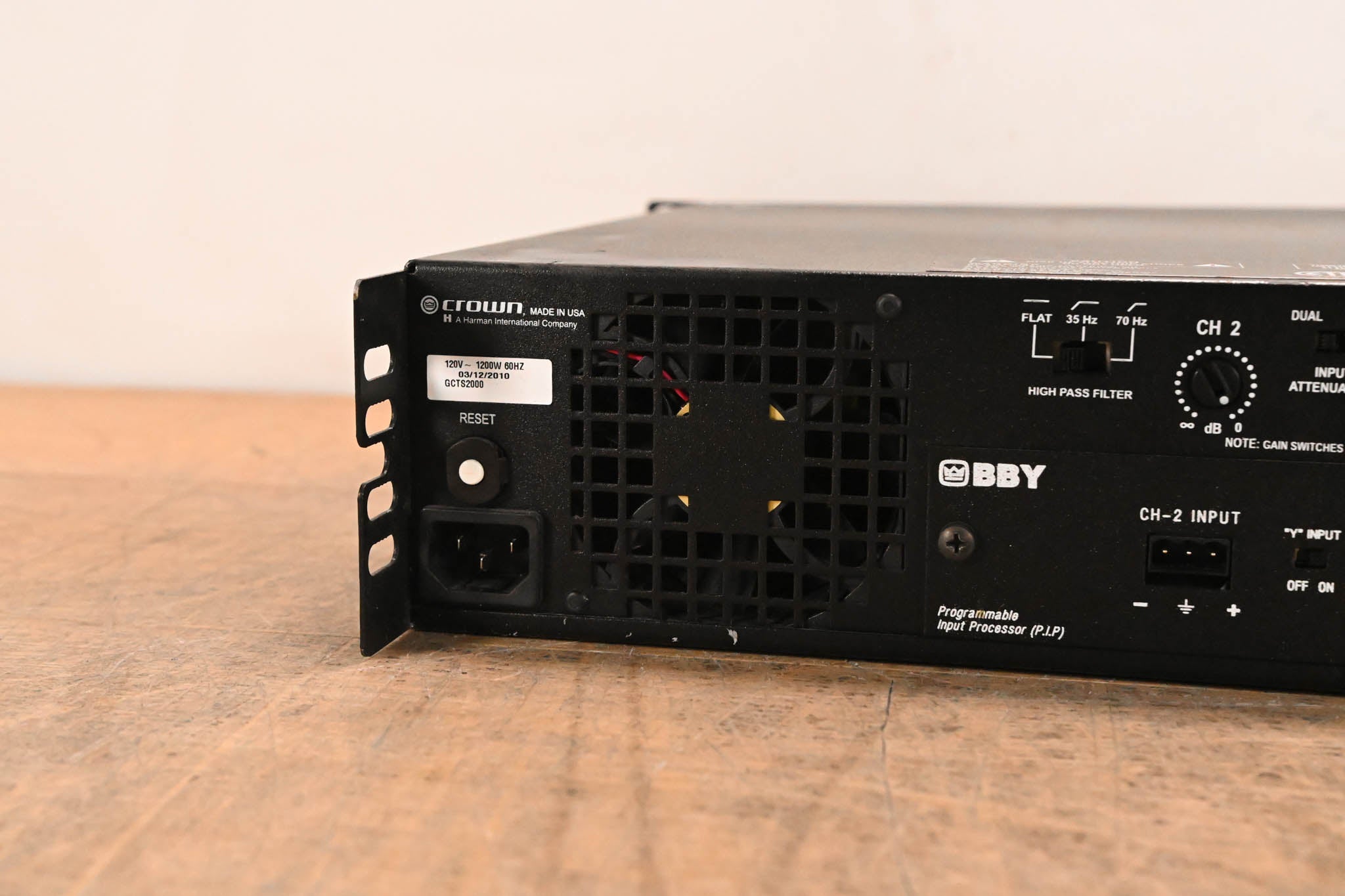 Crown CTs 2000 Two-Channel 1000W Power Amplifier