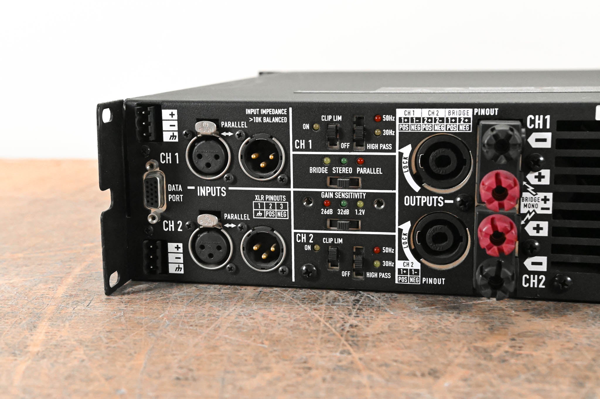 QSC PL340 Powerlight 3 Series 2-Channel Power Amplifier