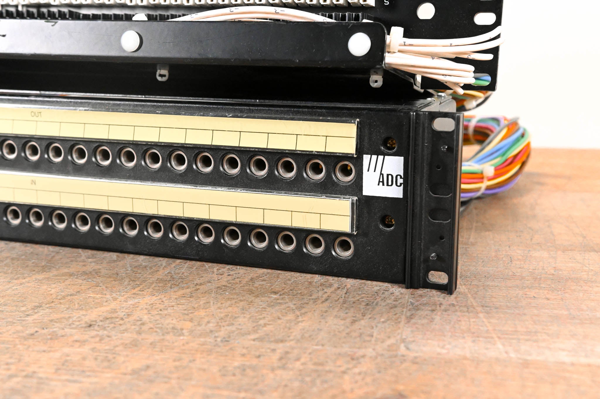 ADC BJF203-4MKII 48-Point Patch Bay with QCP Patch Panel