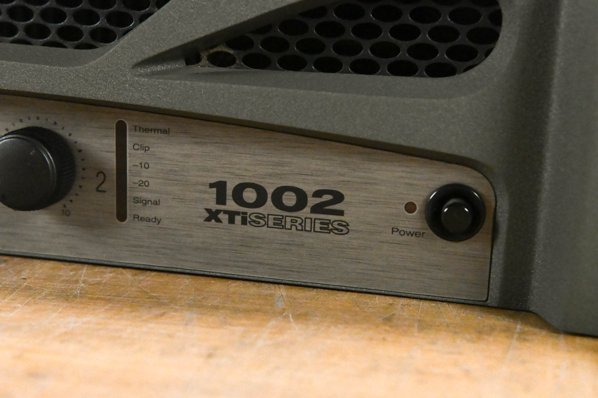 Crown XTi 1002 2-Channel 500W Power Amplifier