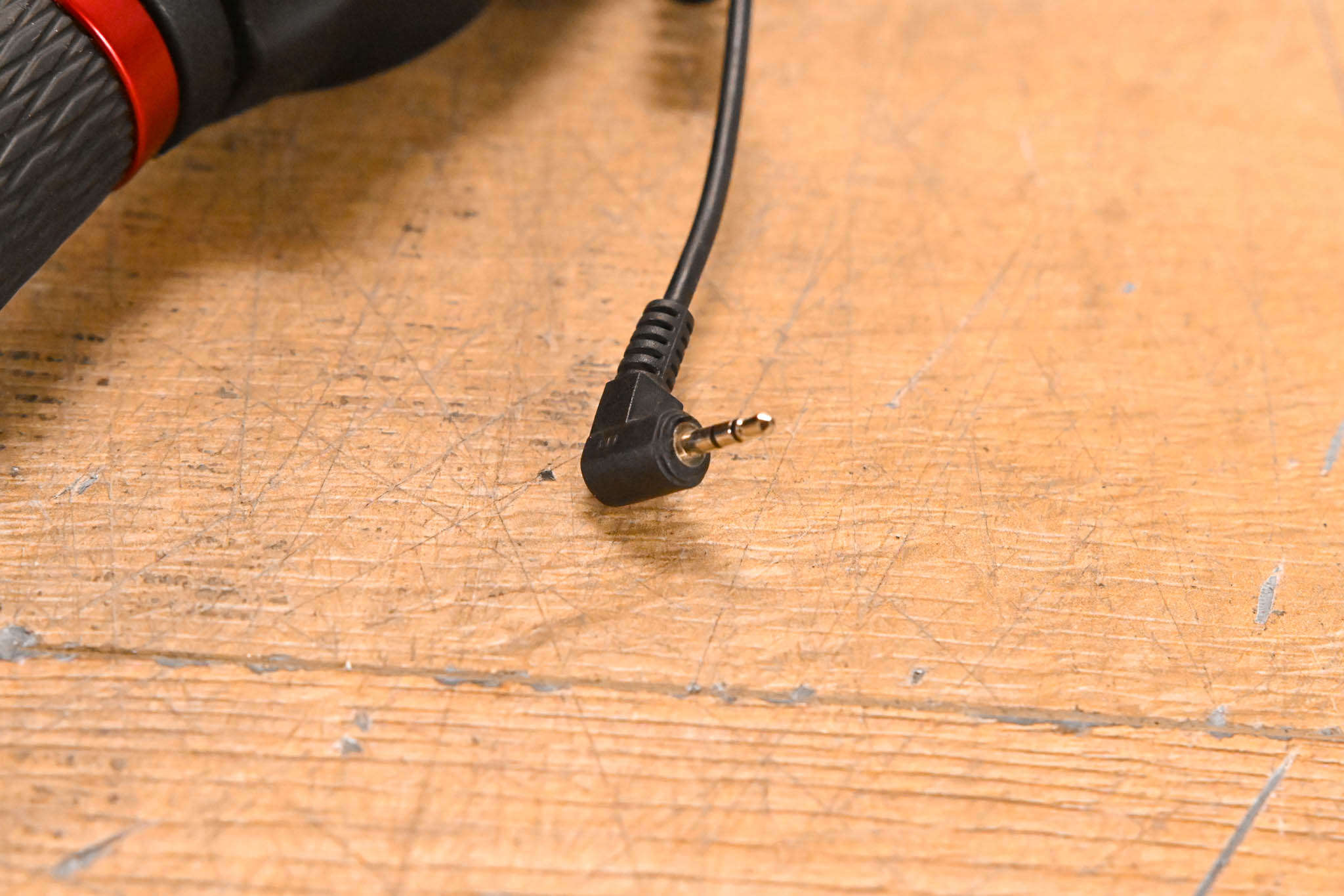 Manfrotto MVR901EPLA Pan-Bar Remote Control for Cameras with LANC