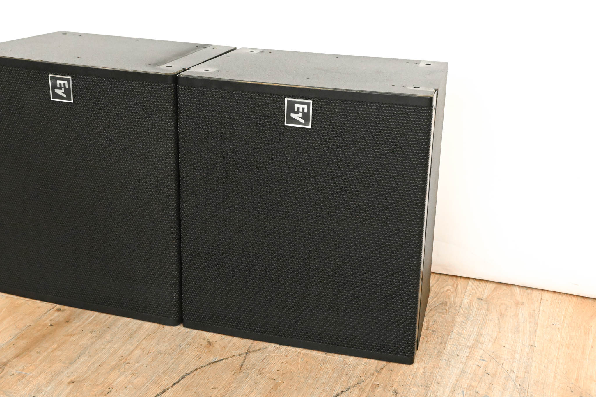 Electro-Voice (EV) EVA-2082S/906 Full-Range Line-Array Speaker (PAIR)