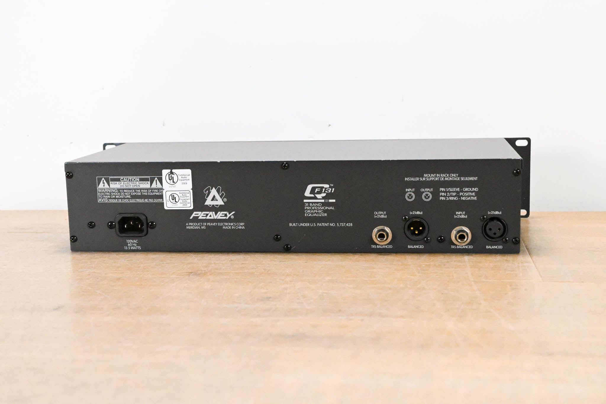Peavey QF 131 31-Band Graphic Equalizer