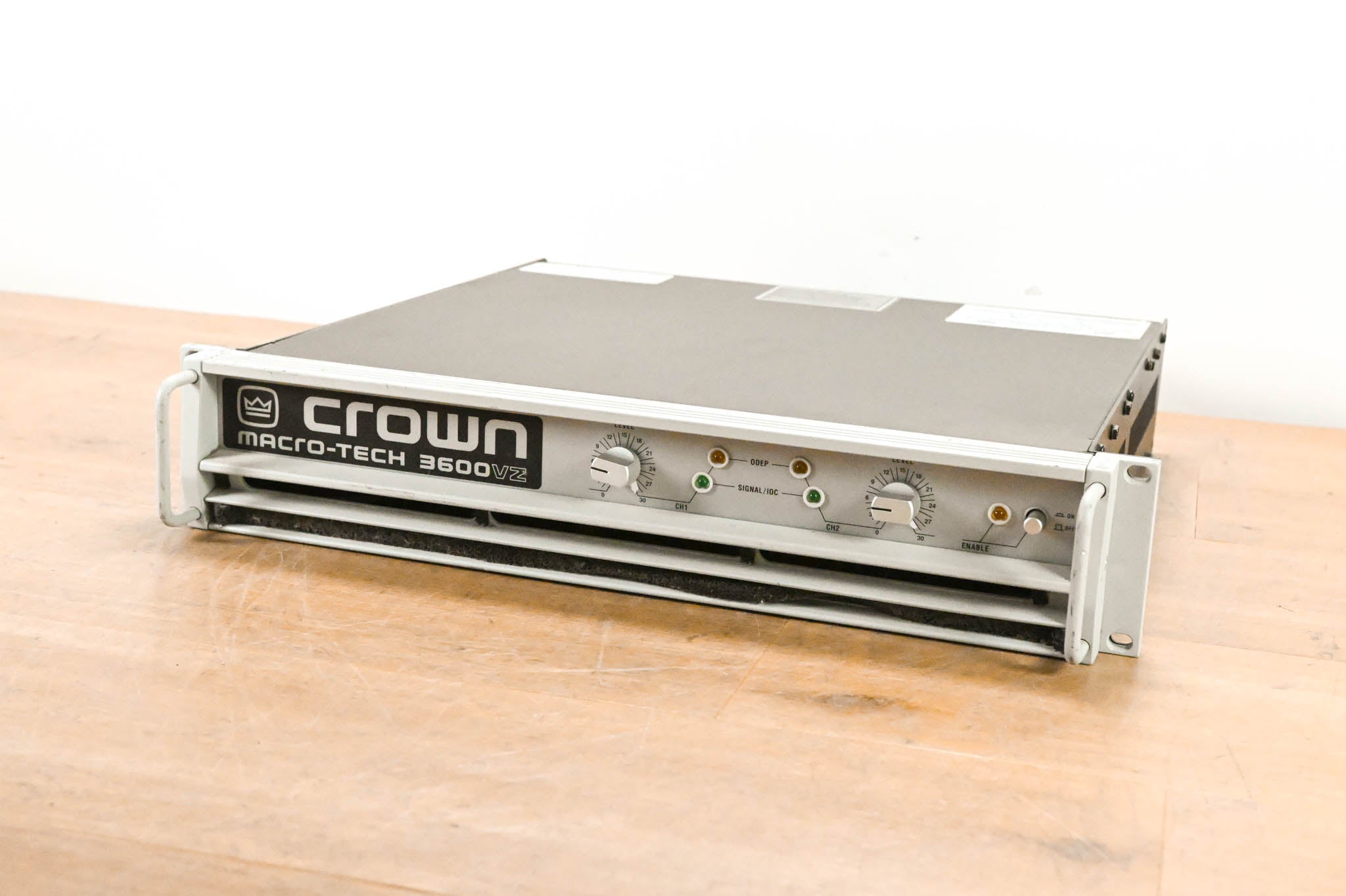 Crown Macro-Tech 3600VZ 2-Channel Power Amplifier