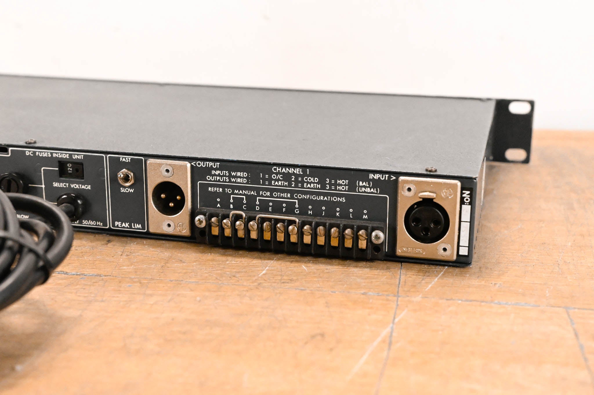 BSS DPR-402 Two-Channel Compressor/Limiter/De-Esser