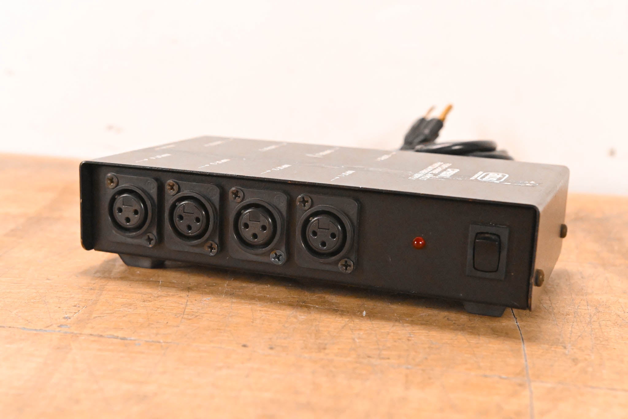 Audio-Technica CP8506 4-Channel 48V Phantom Power Supply