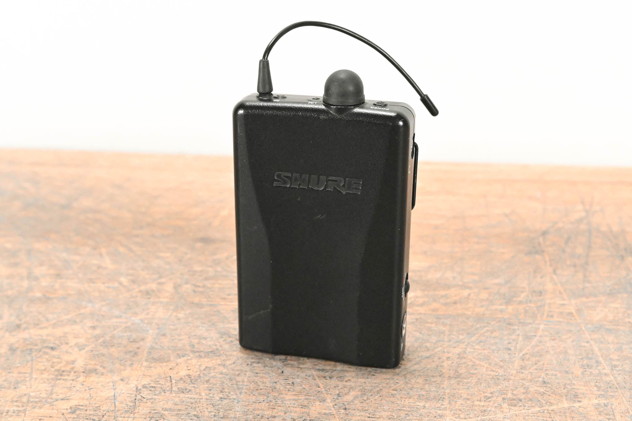 Shure PSM200 In-Ear Personal Monitoring System - H2 Band: 518-554 MHz