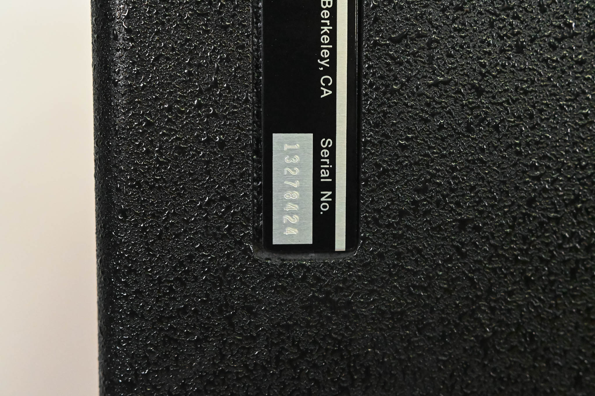 Meyer Sound 700-HP UltraHigh-Power Dual 18" Powered Subwoofer