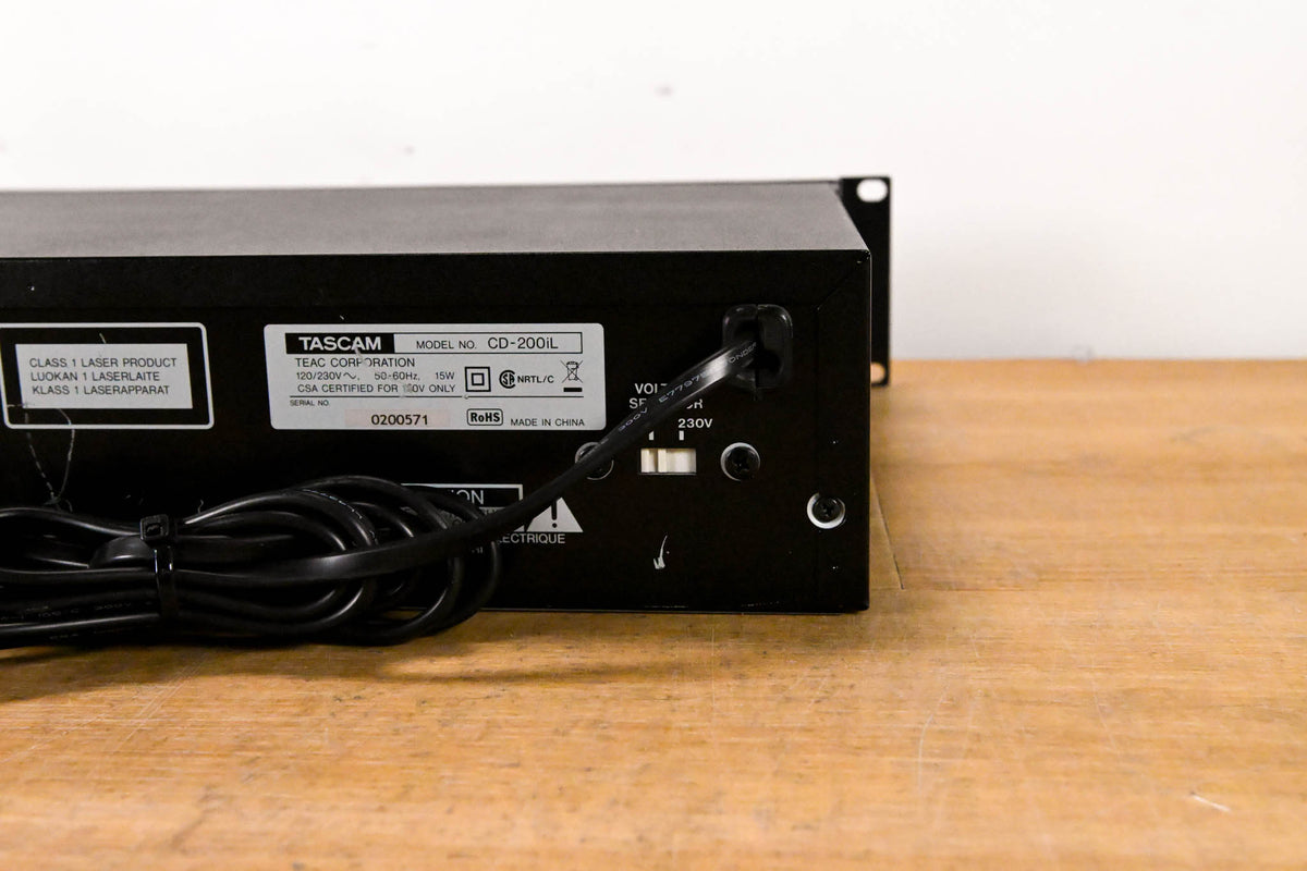 TASCAM CD-200iL Professional CD Player & iPod Dock