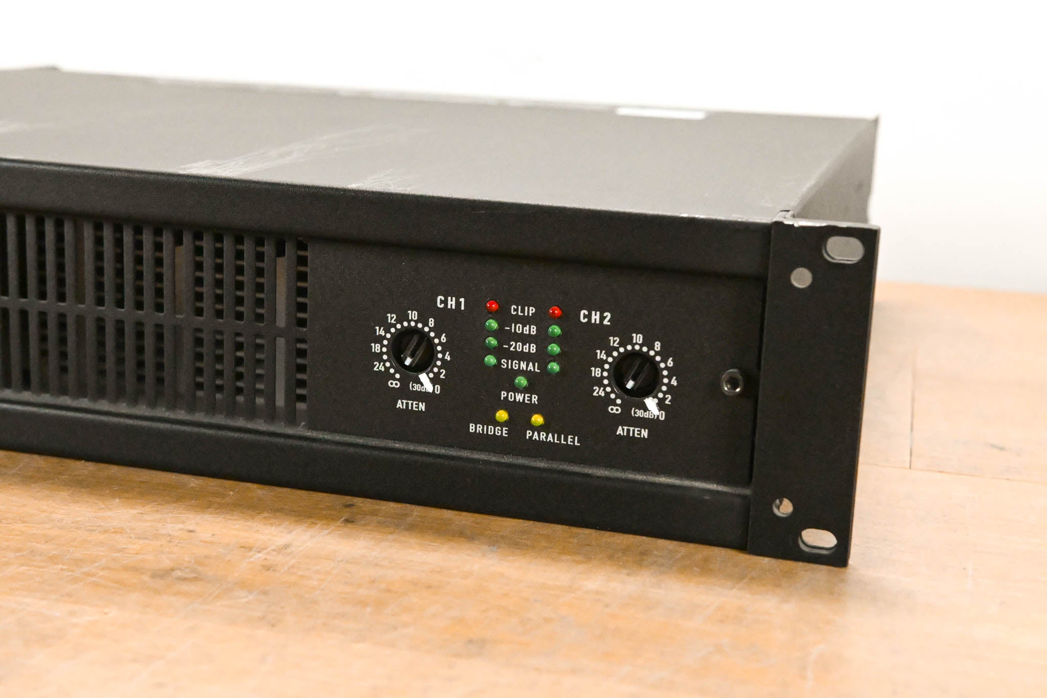 QSC CX302 2-Channel Power Amplifier