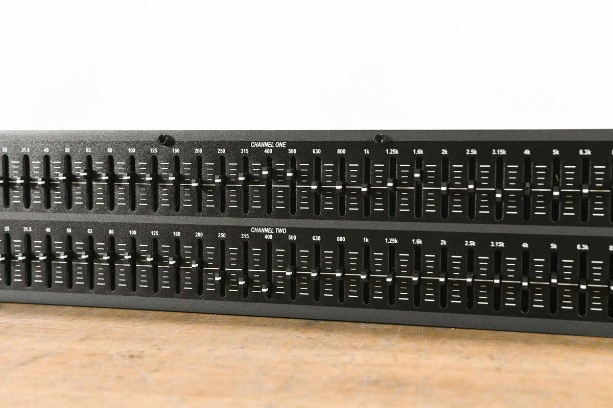 dbx 231 Dual-Channel 31-Band Graphic Equalizer