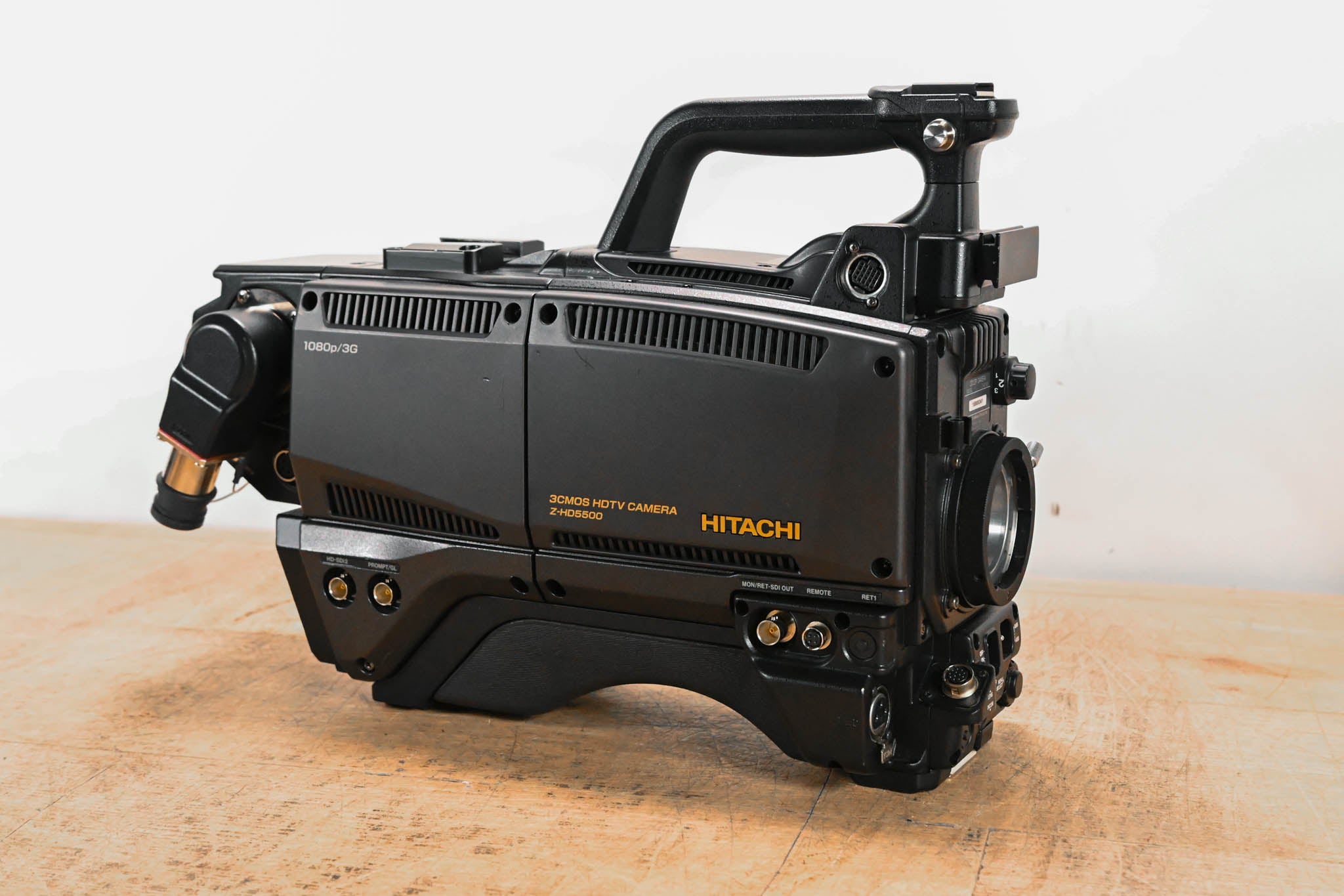 Hitachi Z-HD5500 HDTV Camera w/ CA-HF1300U Camera Adapter