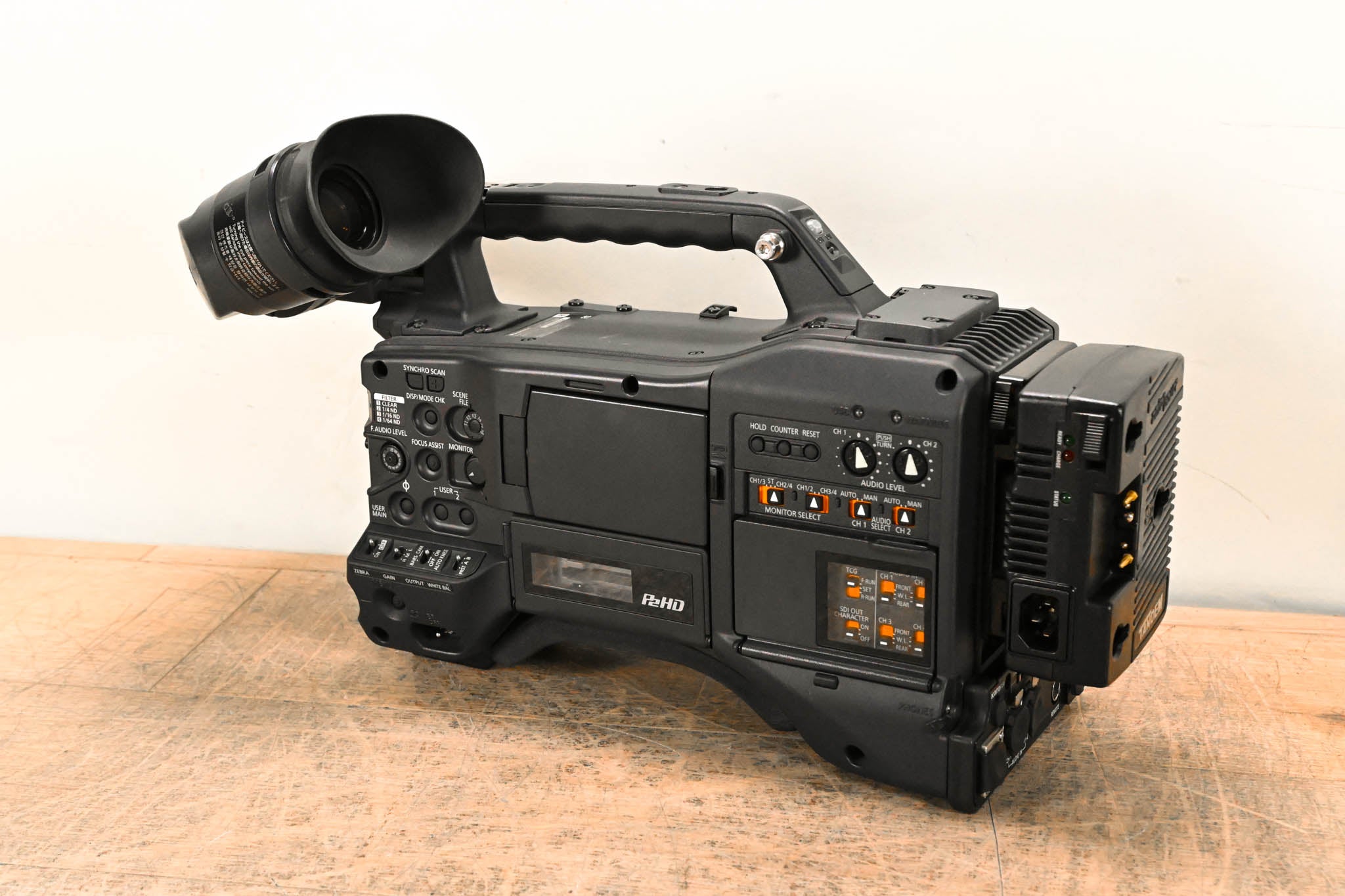 Panasonic AG-HPX300P P2HD 1/3" CMOS Broadcast Camera Body