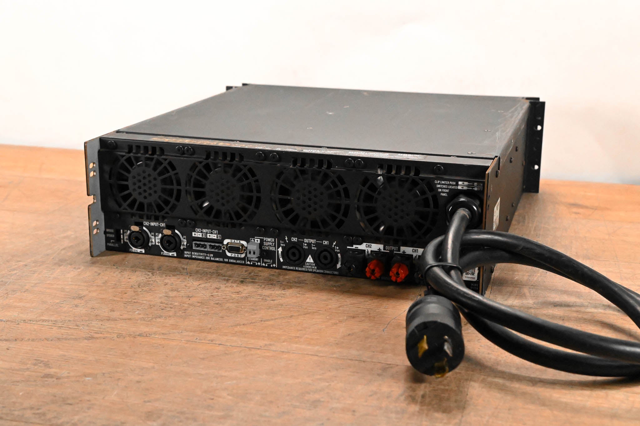 QSC PowerLight 6.0 2-Channel Power Amplifier