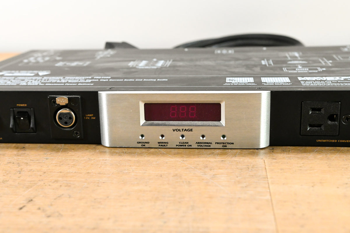 Monster Power PRO 2500 PowerCenter 10-Outlet Power Conditioner