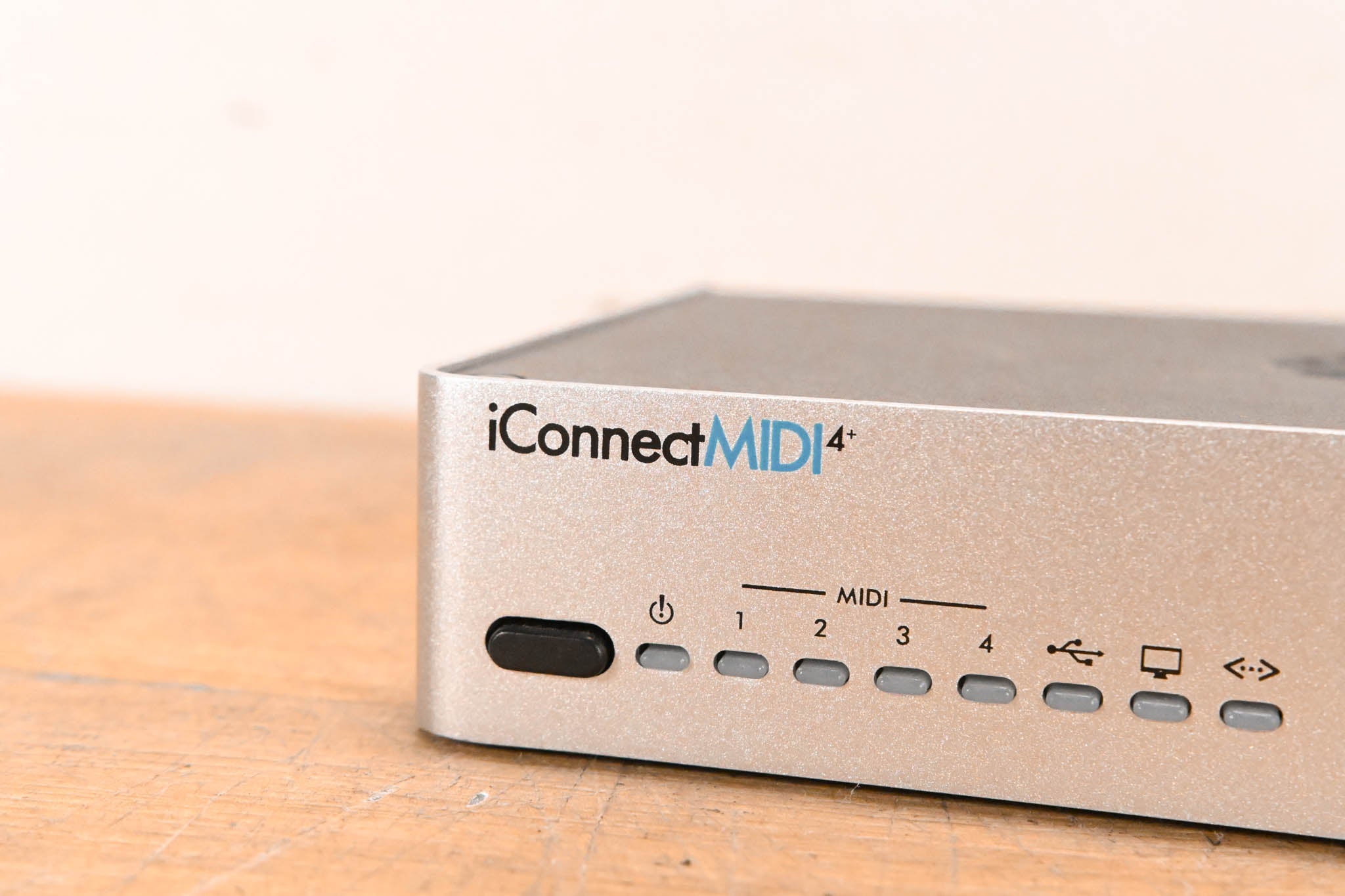 iConnectivity iConnectMIDI4+ USB + Lightning iOS MIDI Interface (NO PSU)