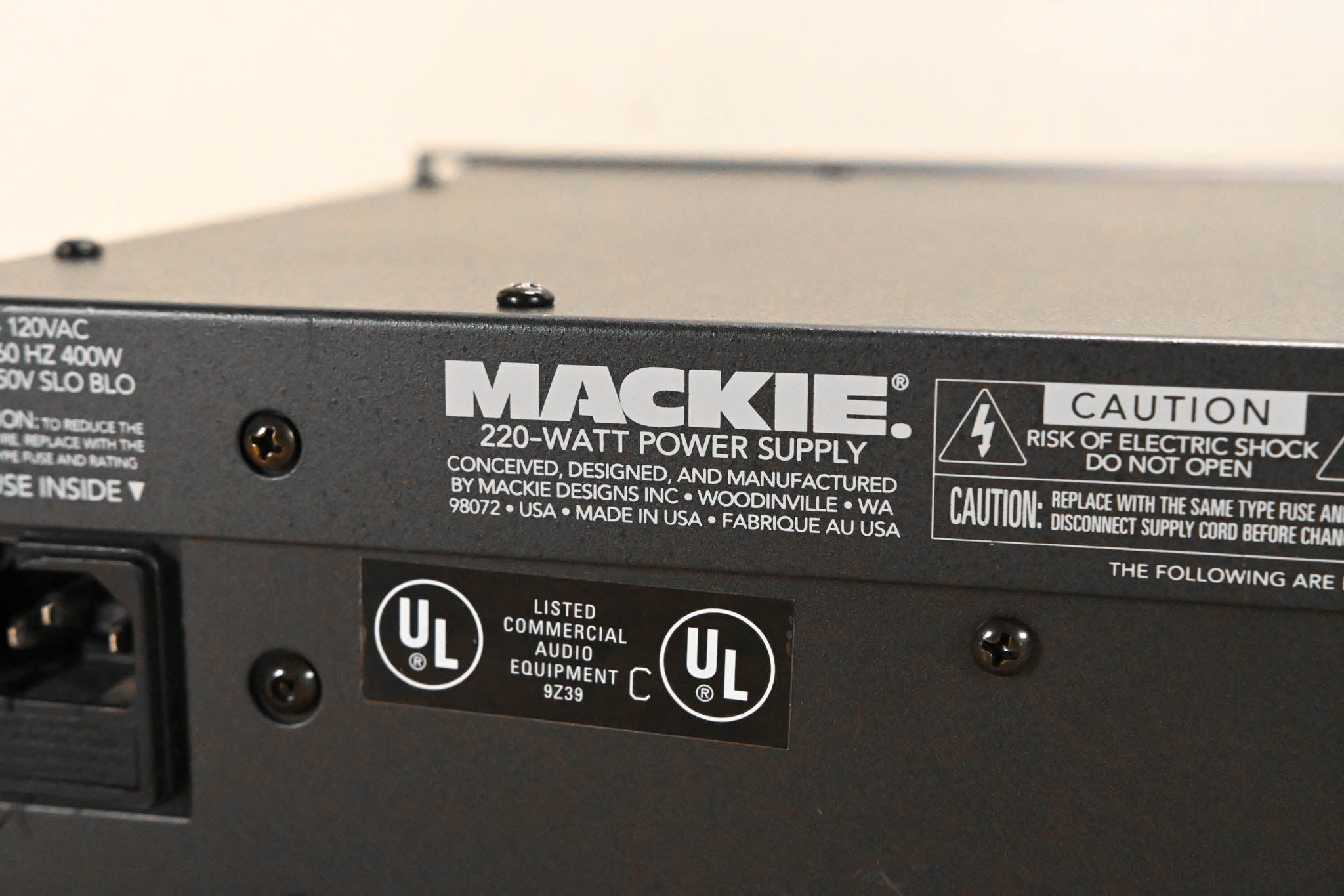 Mackie 220-Watt Power Supply For 8-Bus Mixers