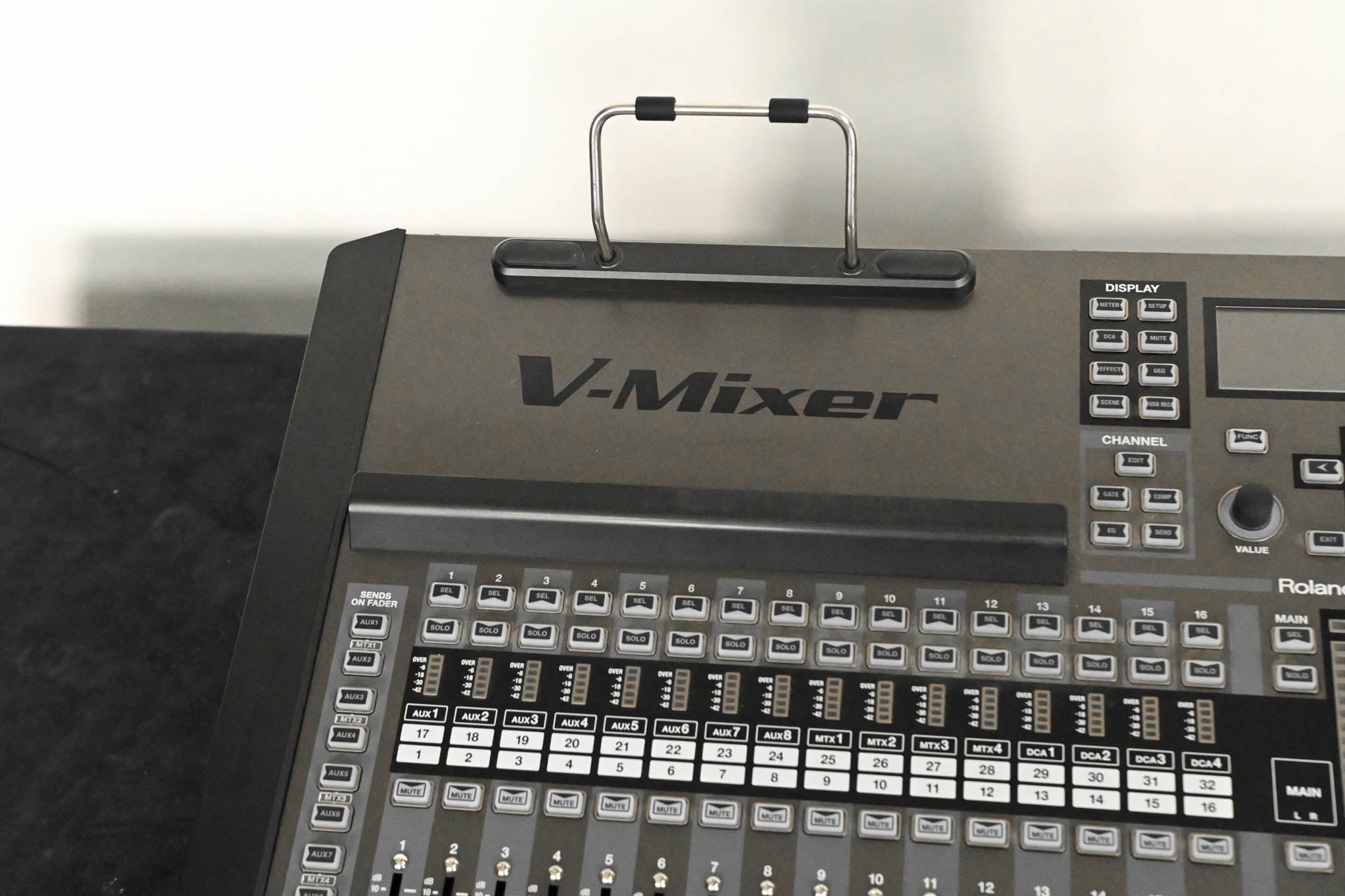 Roland M-200i 32-Channel Live Digital V-Mixer Console