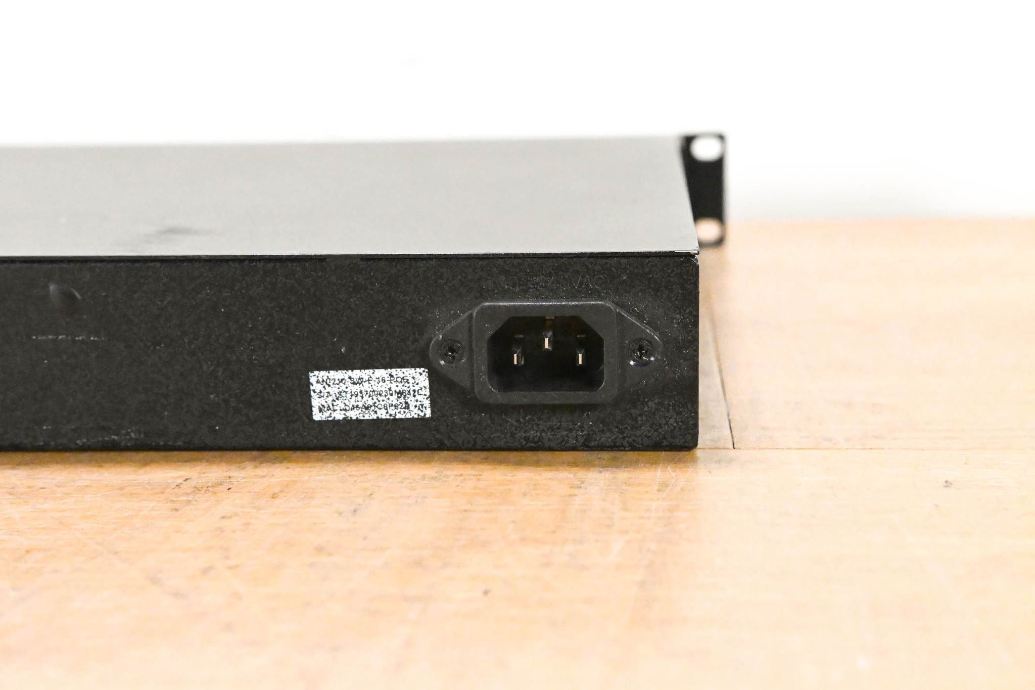 Arkanis AN-210-SW-F-16-POE Network Switch 16-Port GbE L2 Managed PoE