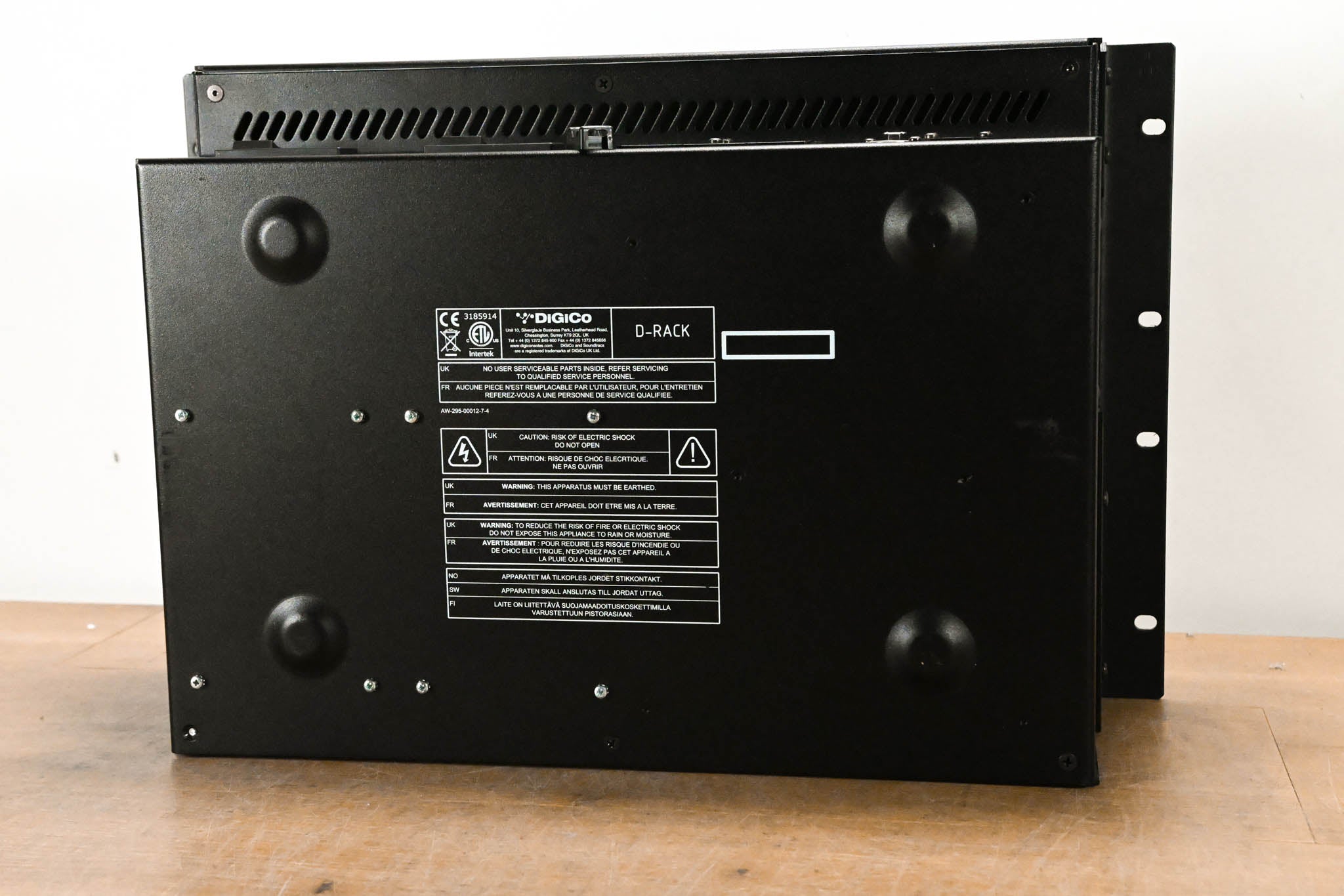 DiGiCo D-Rack 32 x 8 Cat 6 Analog I/O Stage Box