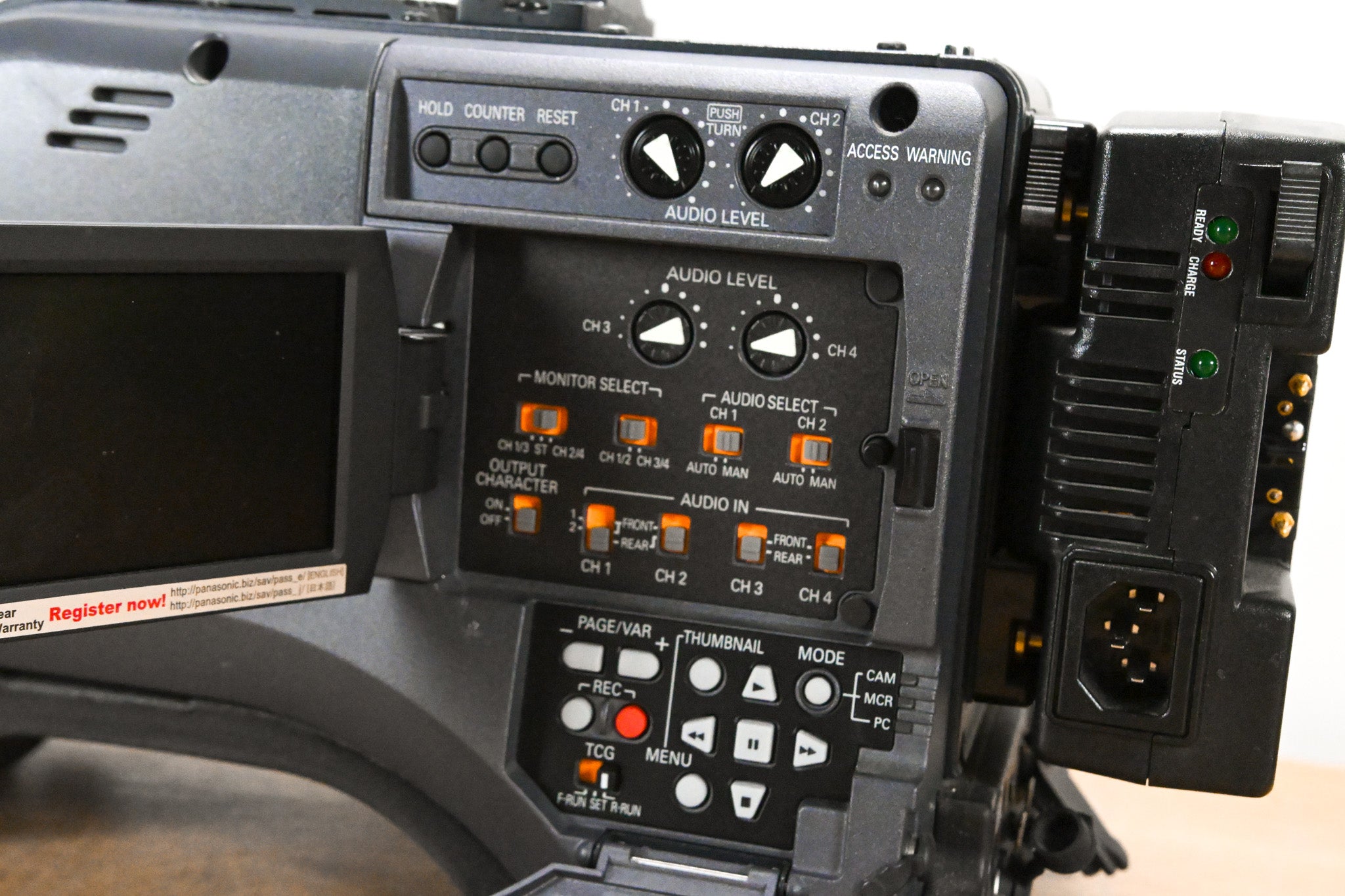 Panasonic AG-HPX500P 2/3" Shoulder-Mounted P2HD Camcorder