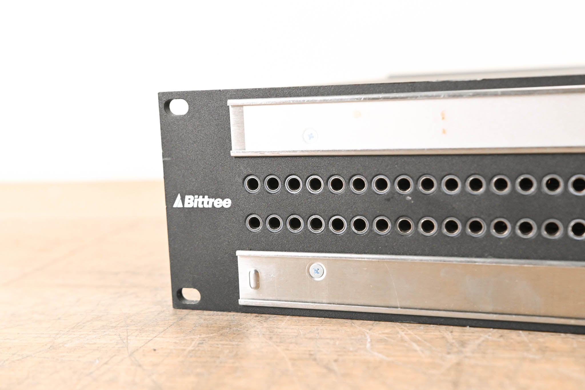 Bittree B96DC-FNOST/E3 M2OU12B 2x48 2RU TT Patchbay