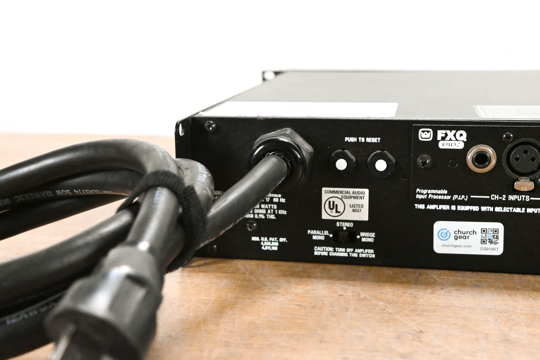 Crown Macro-Tech 2402 2-Channel Power Amplifier