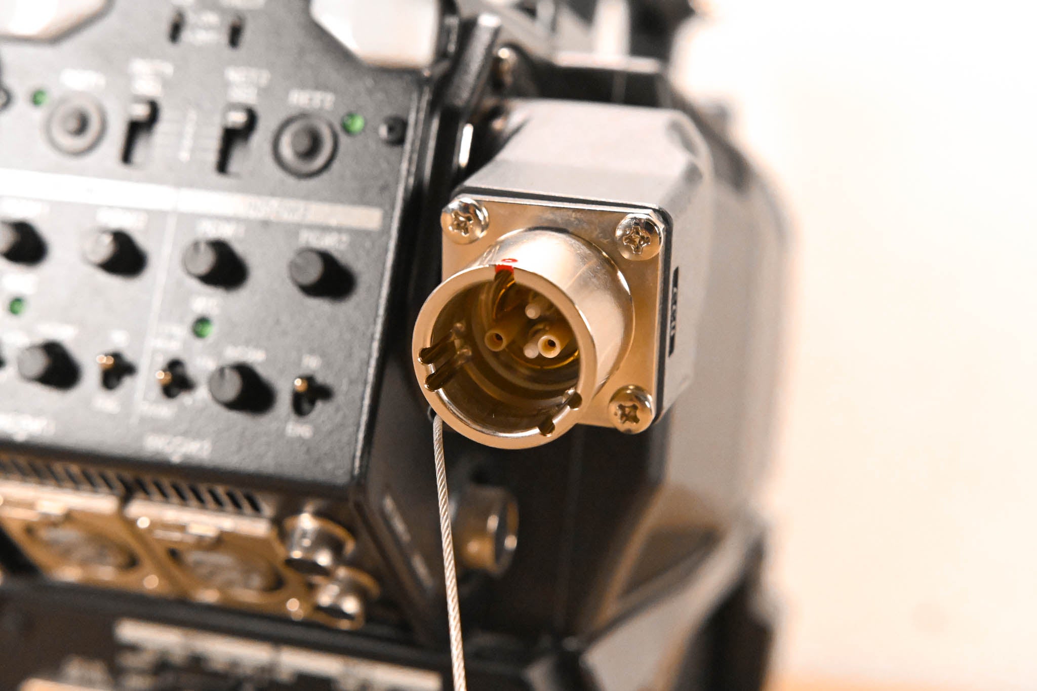 Hitachi SK-HD1000 HDTV Camera with CA-HF1000 Fiber Camera Adapter