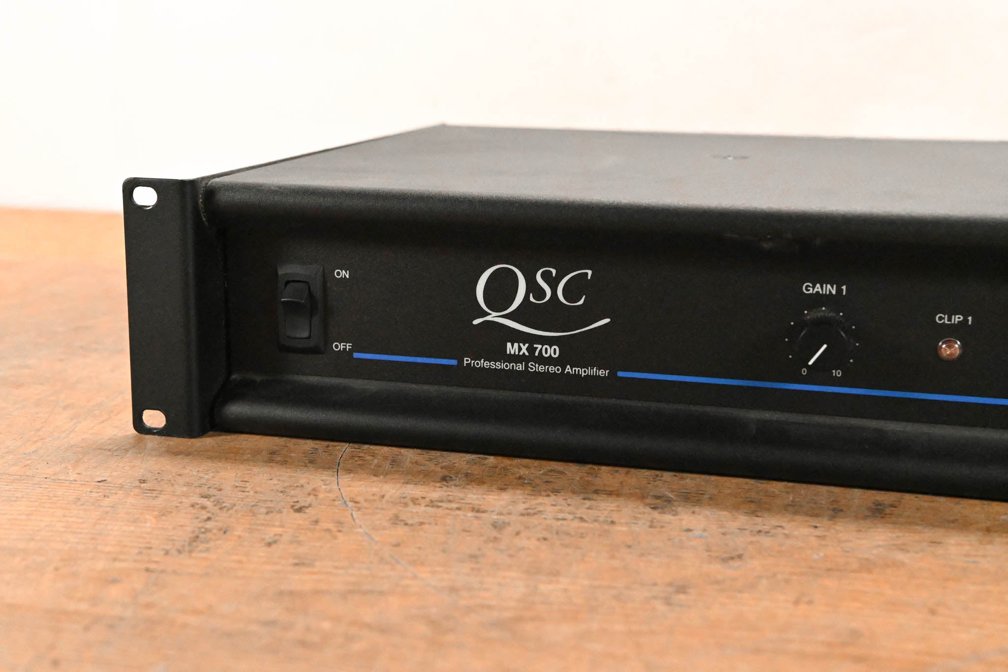 QSC MX 700 2-Channel Power Amplifier