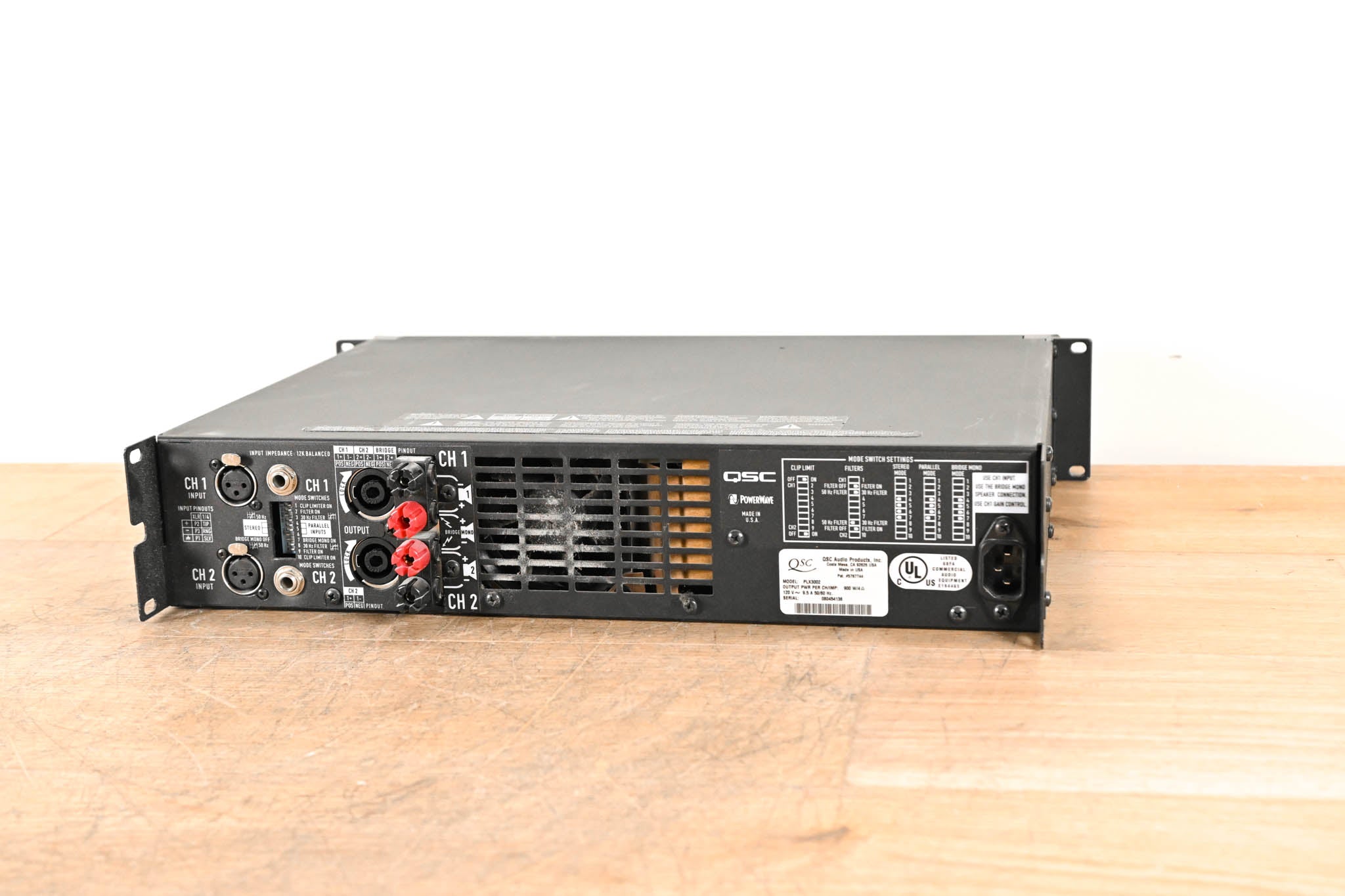 QSC PLX3002 2-Channel Power Amplifier