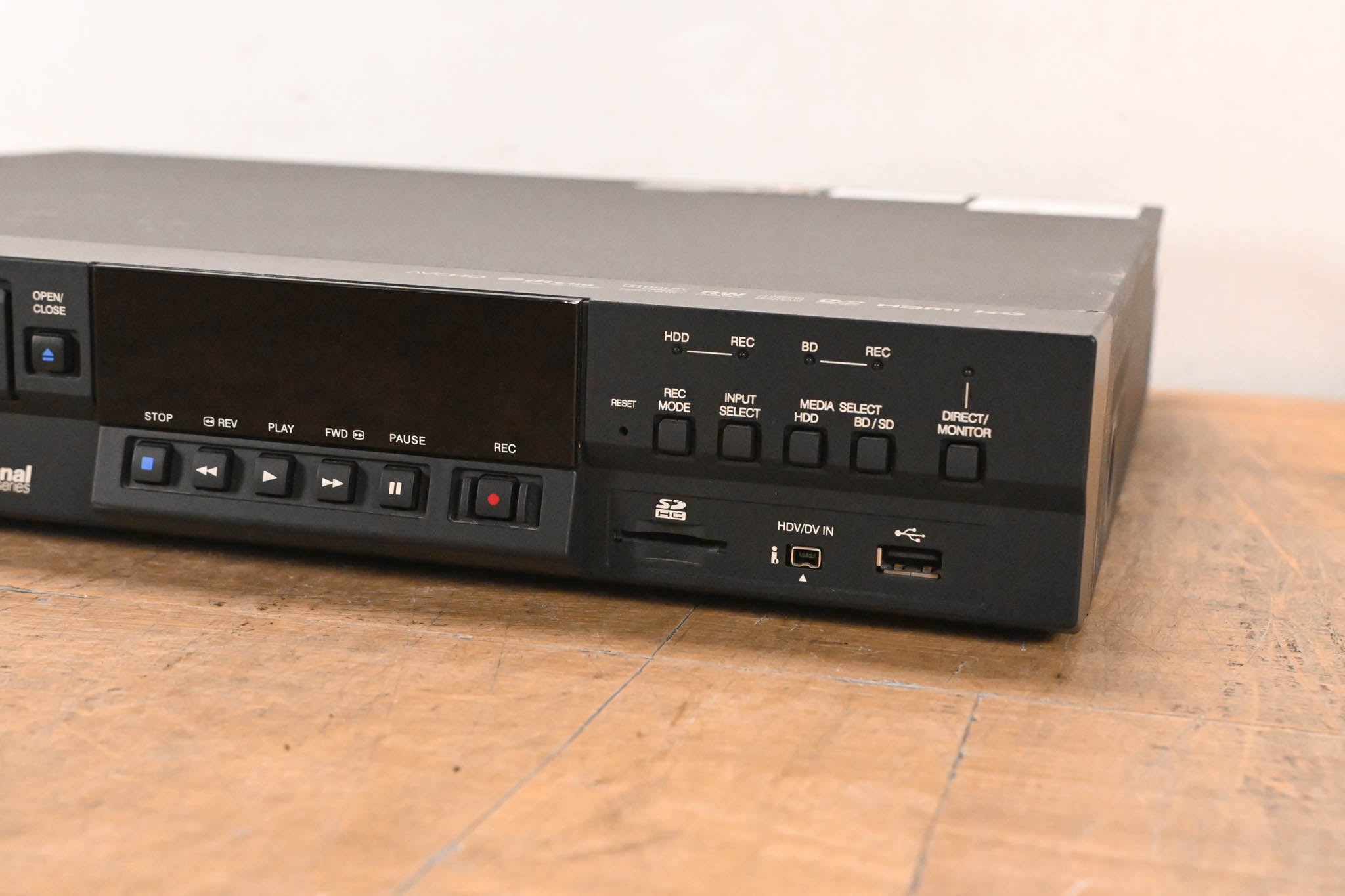 JVC SR-HD2500US Blu-Ray Disc & HDD Recorder with HD-SDI