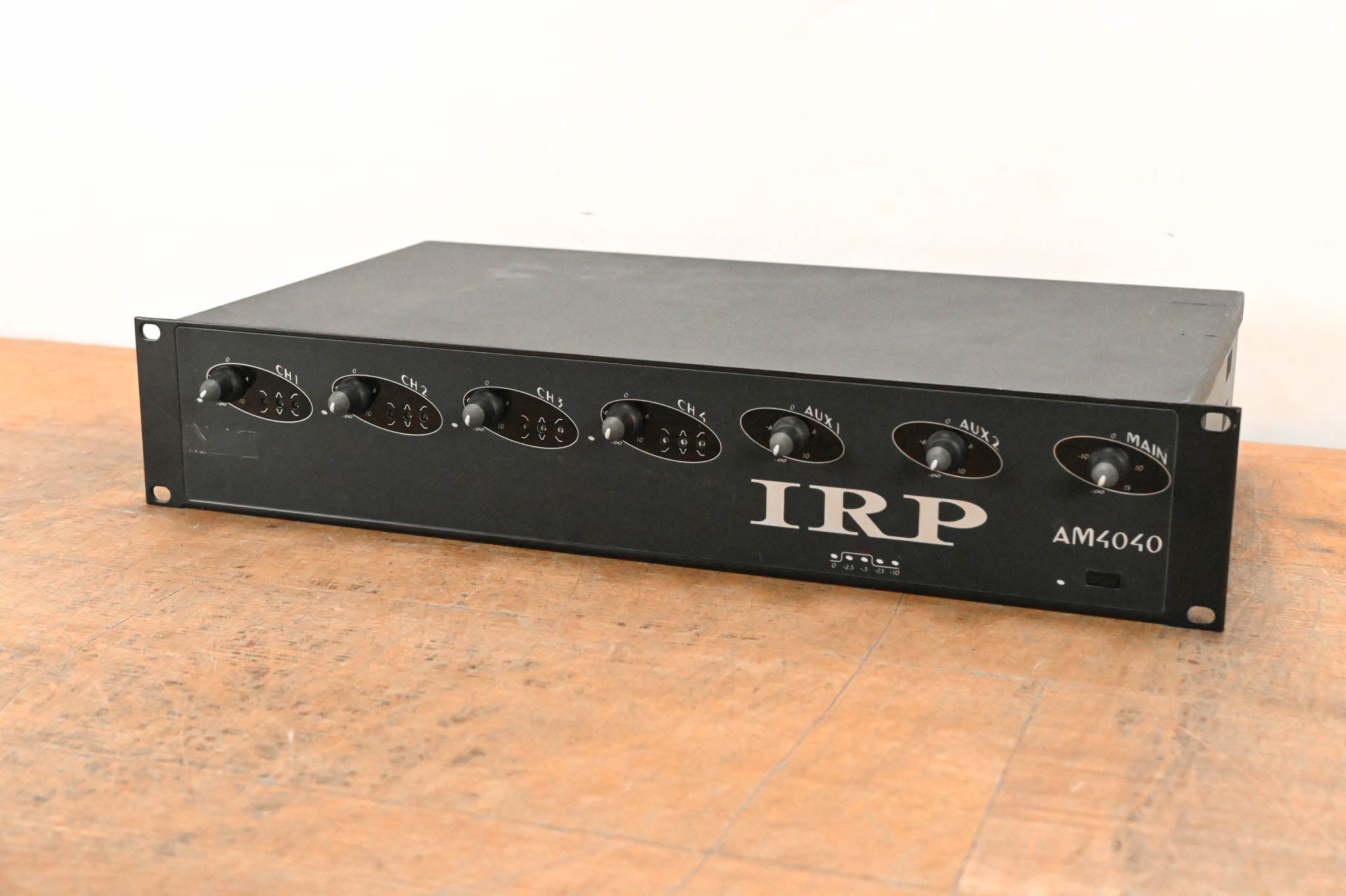 IRP AM4040 4-Channel Rackmount Mixer (NO POWER SUPPLY)