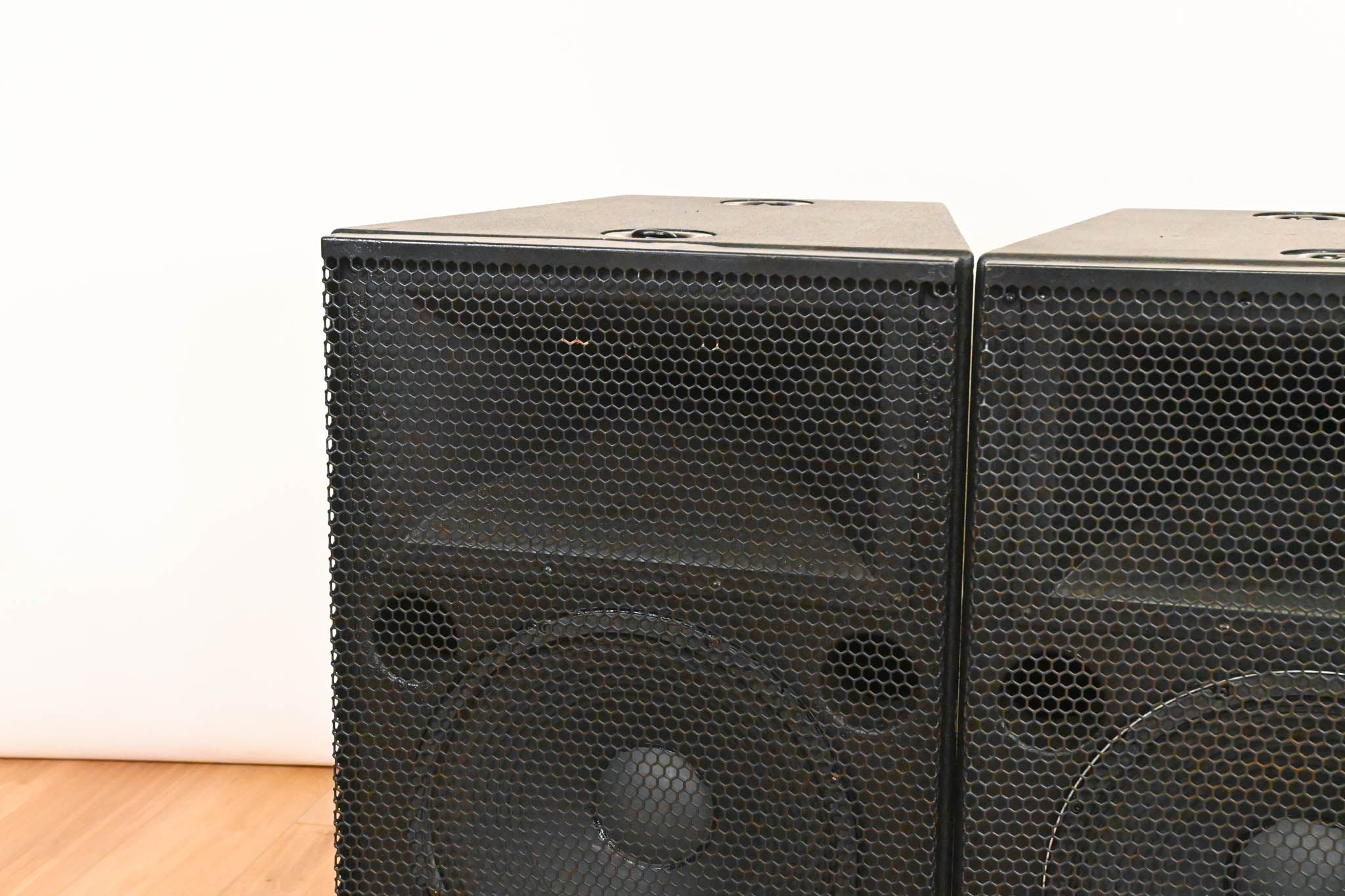 Meyer Sound CQ-2 Narrow Coverage Main Loudspeaker (PAIR)