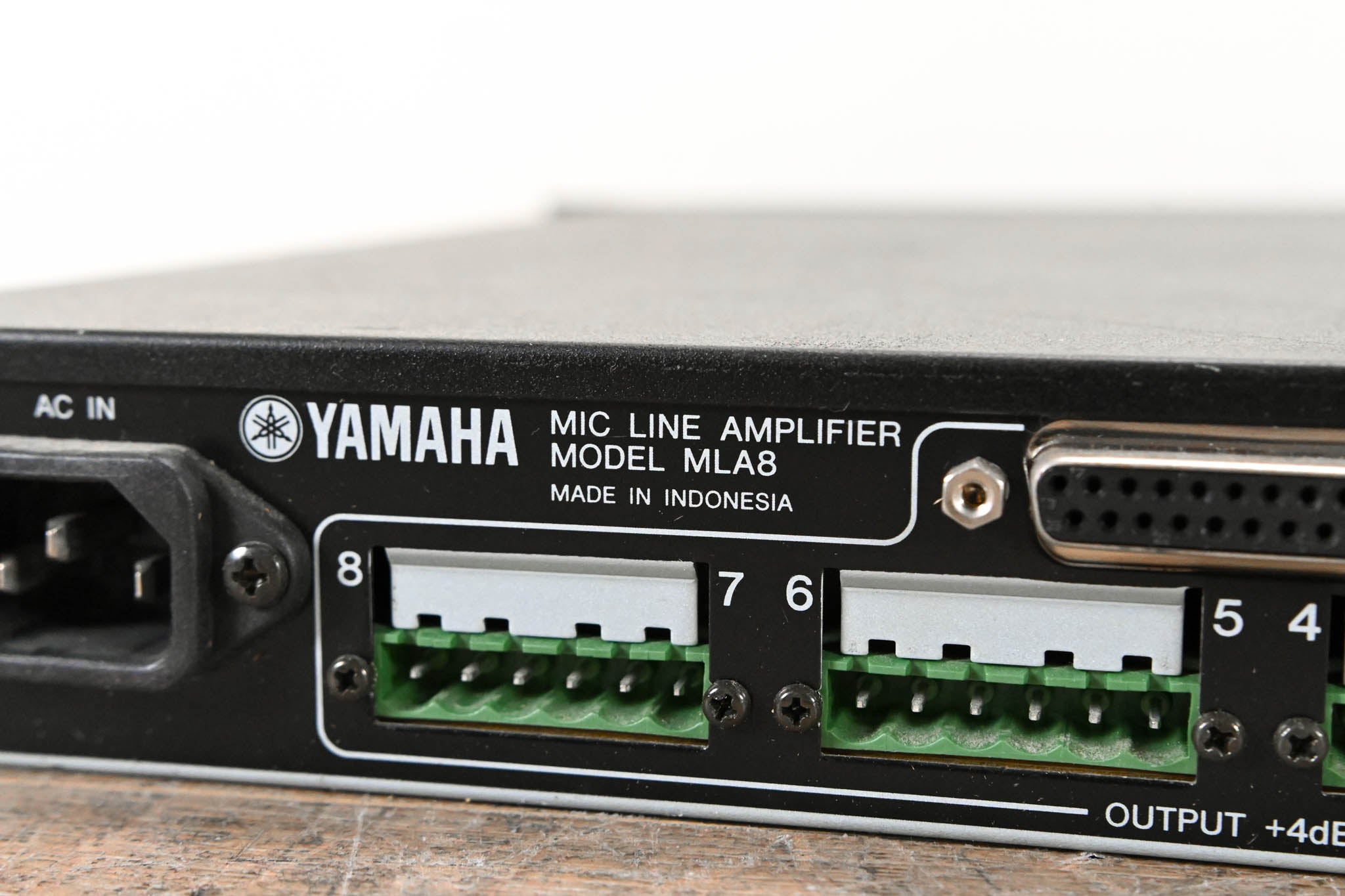 Yamaha MLA8 8-Channel Microphone/Line Preamplifier