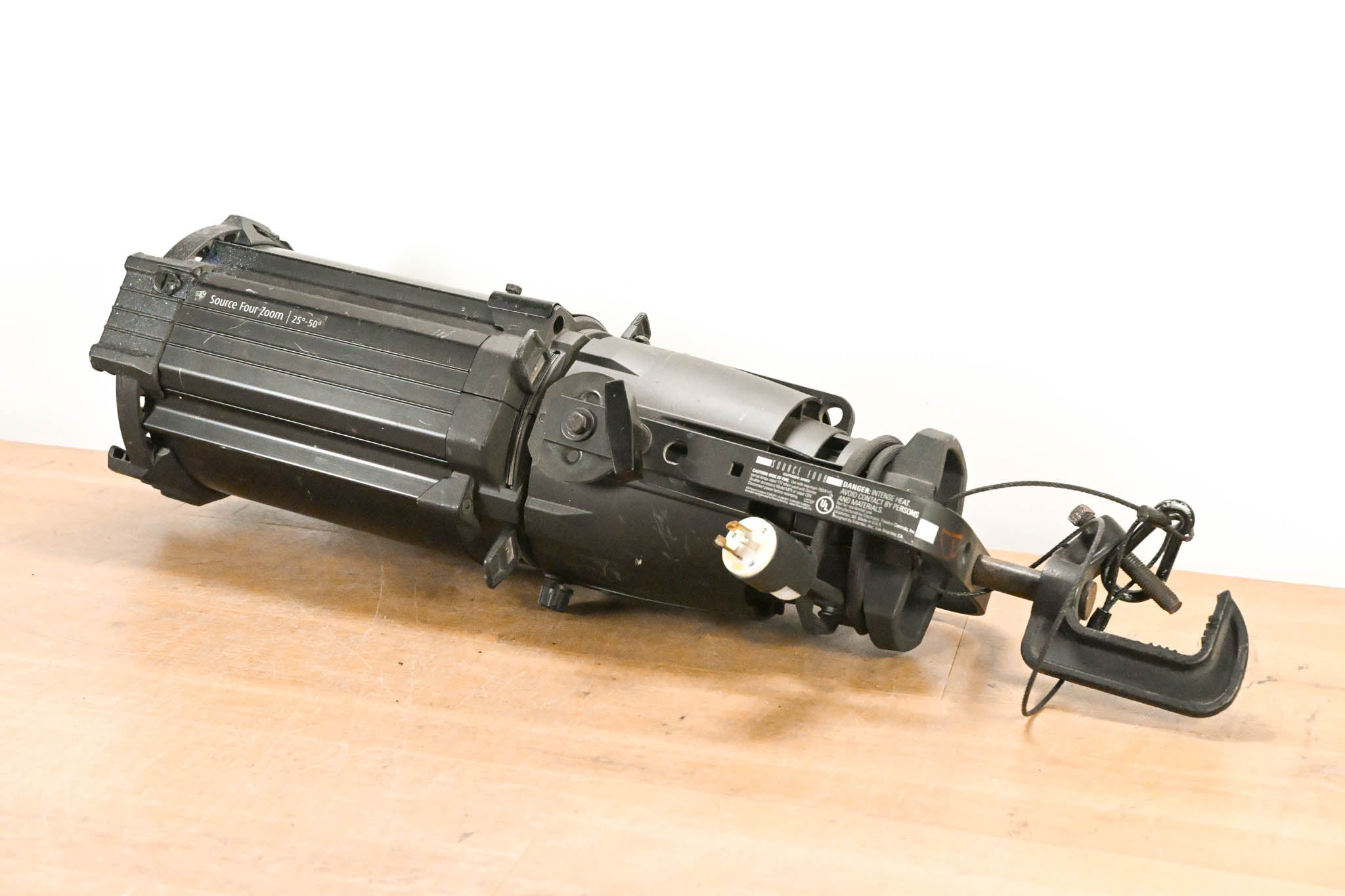 ETC Source Four Zoom 25-50 Degree 750 Ellipsoidal Light