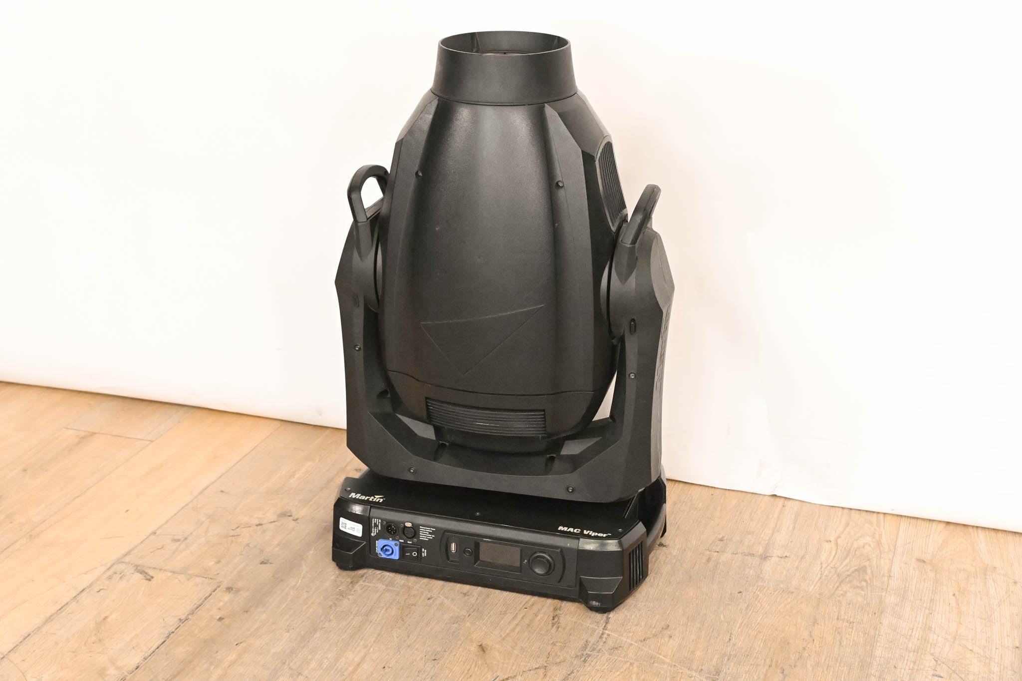 Martin MAC Viper Profile High Output Discharge-Based Moving Light