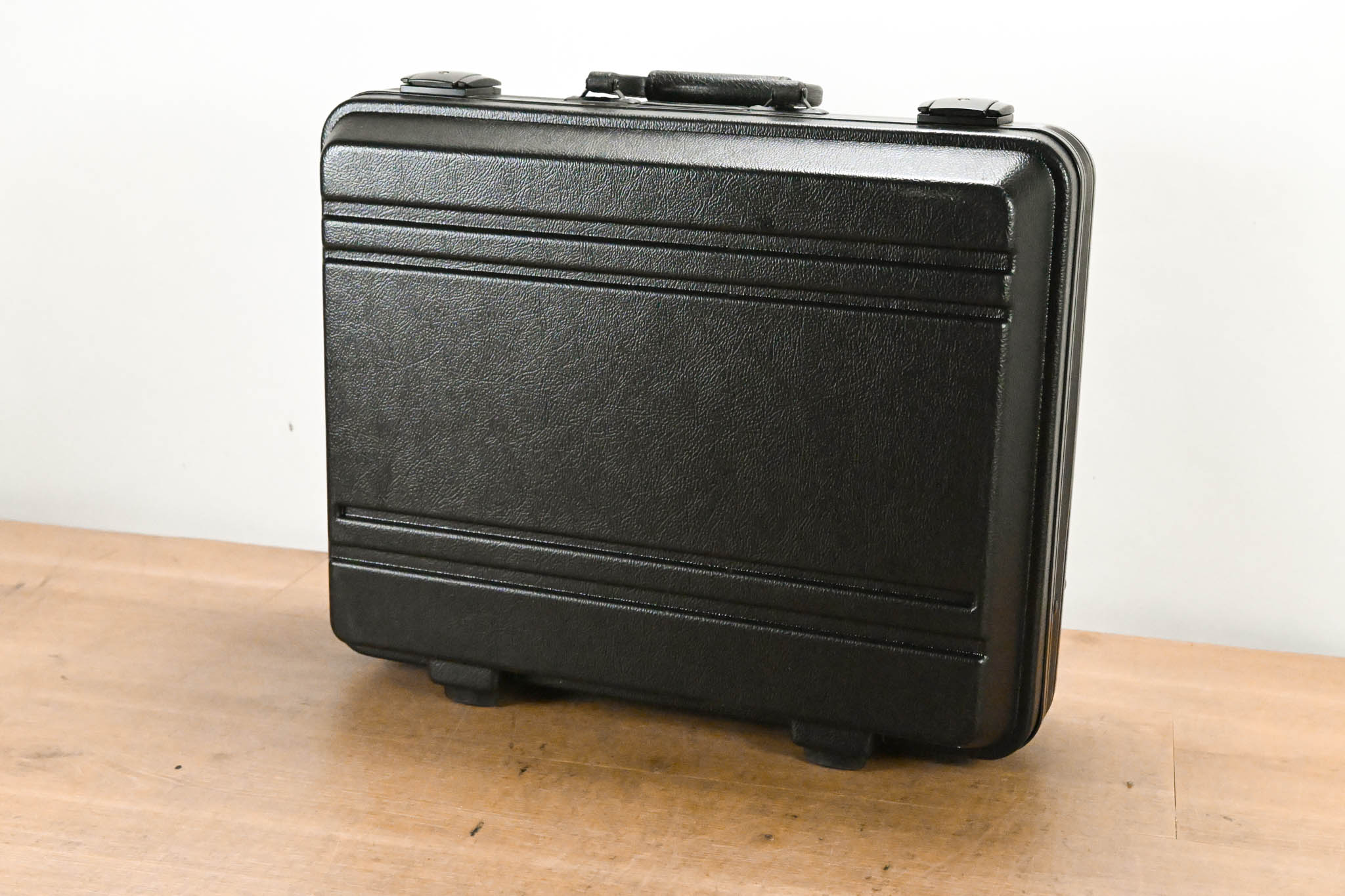 Superscope PSD330 Compact CD Player/Recorder with CA300 Carrying Case