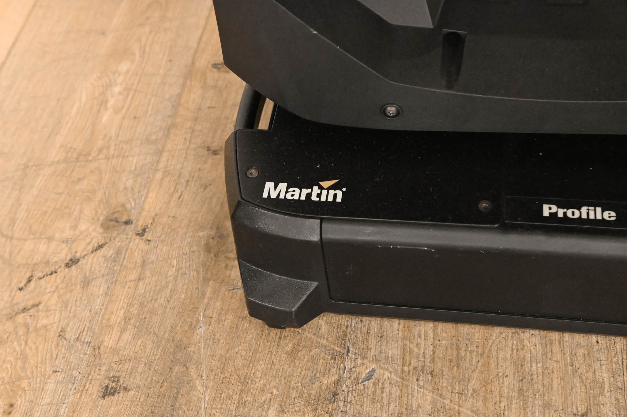 Martin MAC Viper Profile High Output Discharge-Based Moving Light