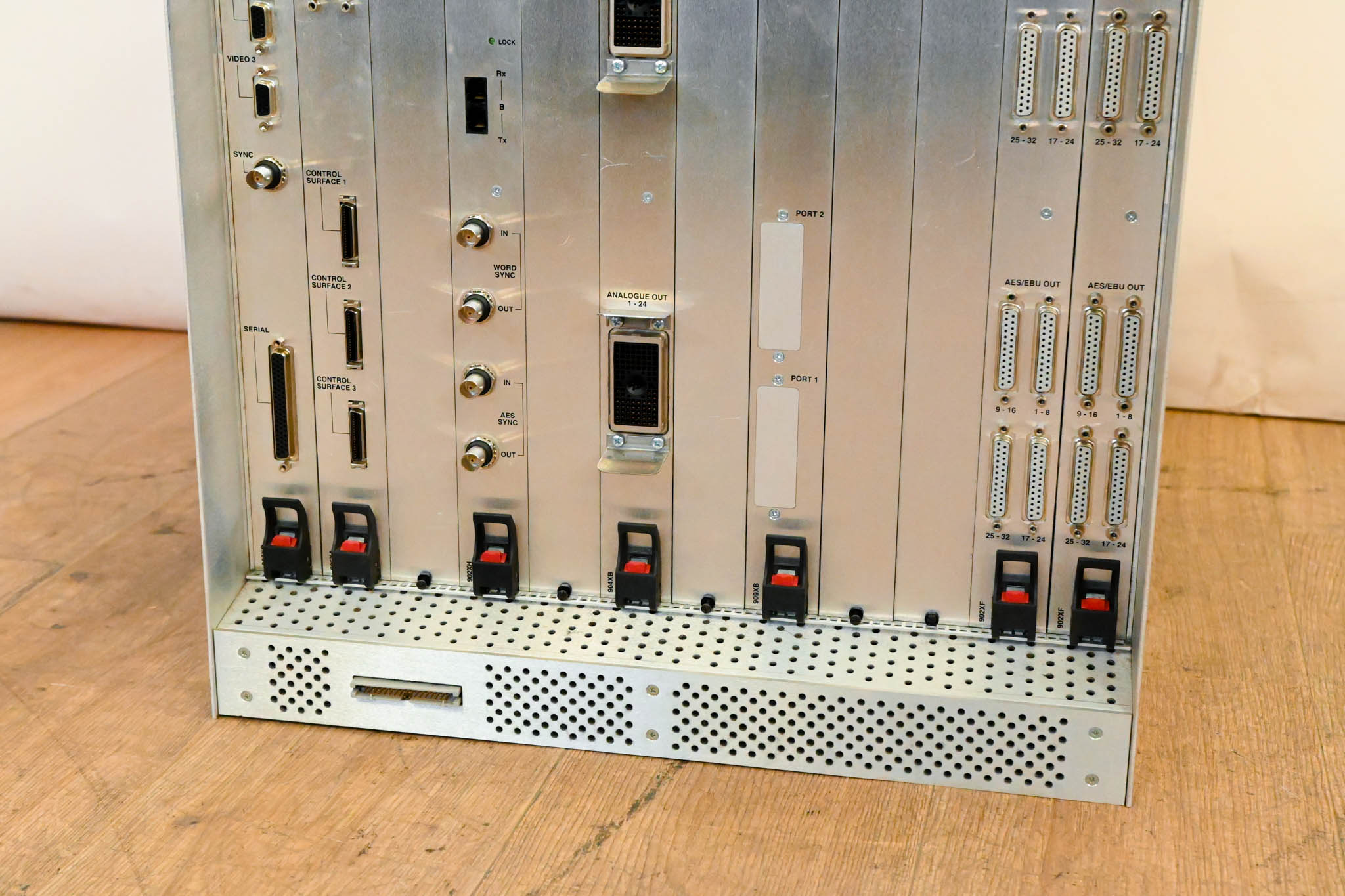 Solid State Logic 626750X4 Centuri Frame Console and Cards