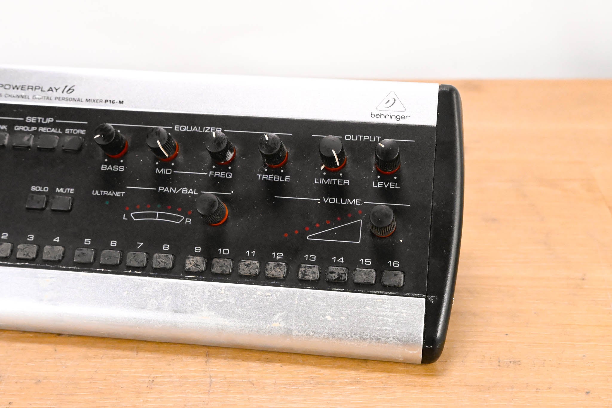 Behringer Powerplay P16-M 16-Channel Digital Personal Mixer