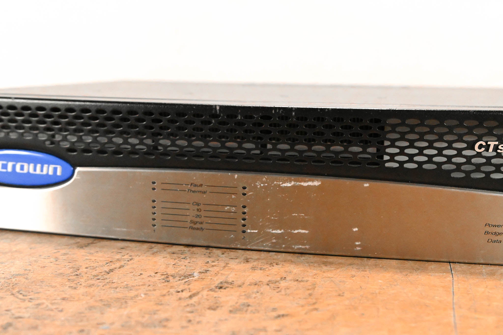 Crown CTs 2000 2-Channel 1000W Power Amplifier
