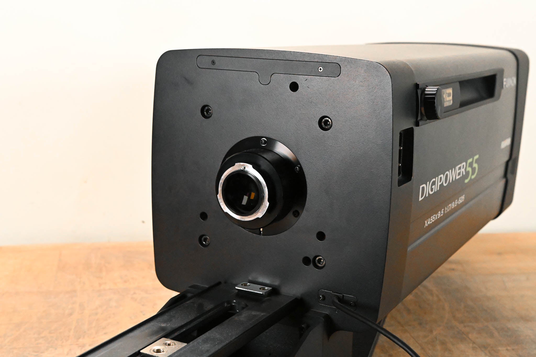 Fujinon XA55x9.5 BESM-S5L Digipower 55 2/3" EFP Box Lens 1:1.7/9.5-525mm