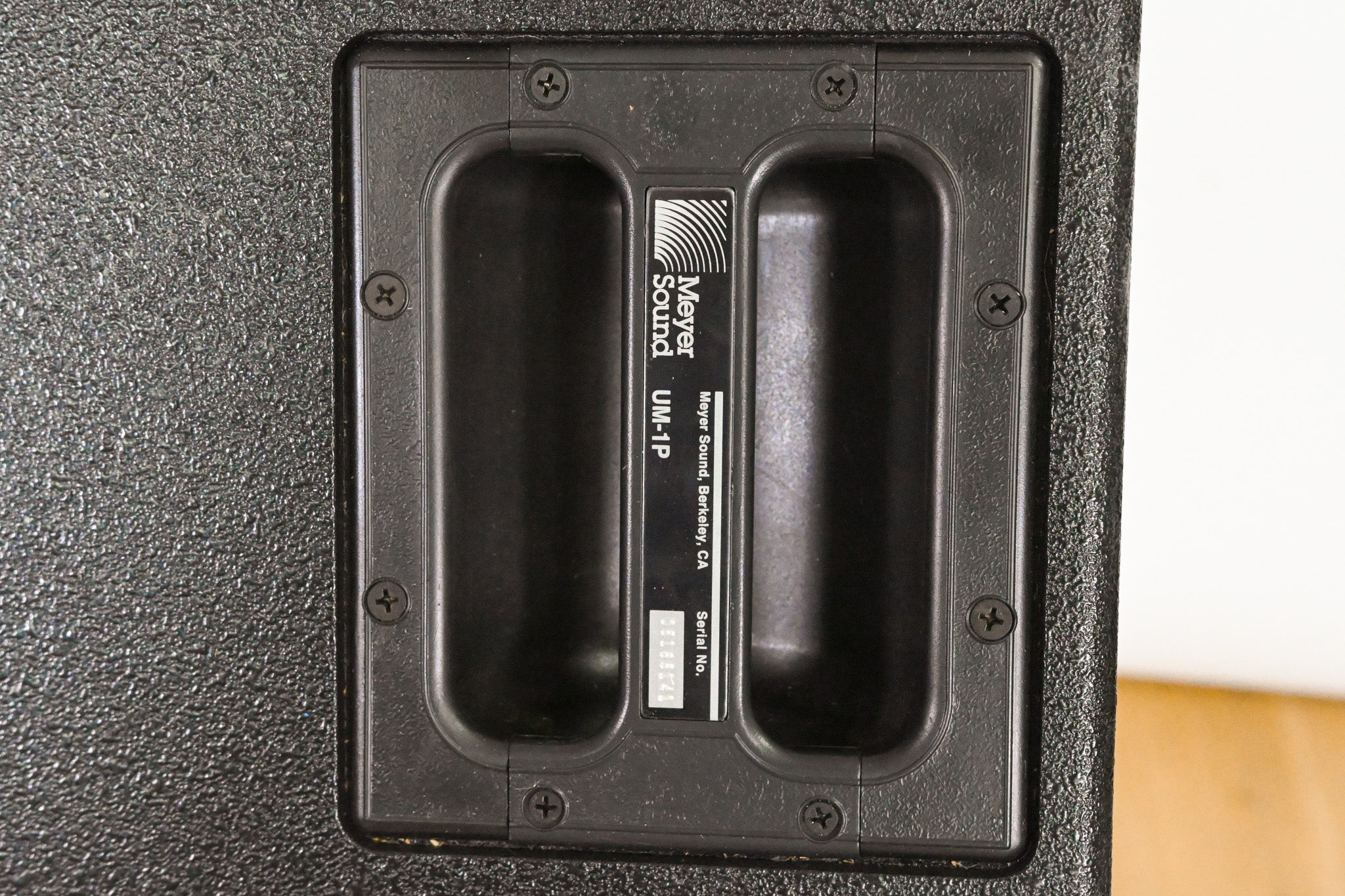 Meyer Sound UM-1P 12" Powered Stage Monitor Speaker (PAIR) w/ Road Case