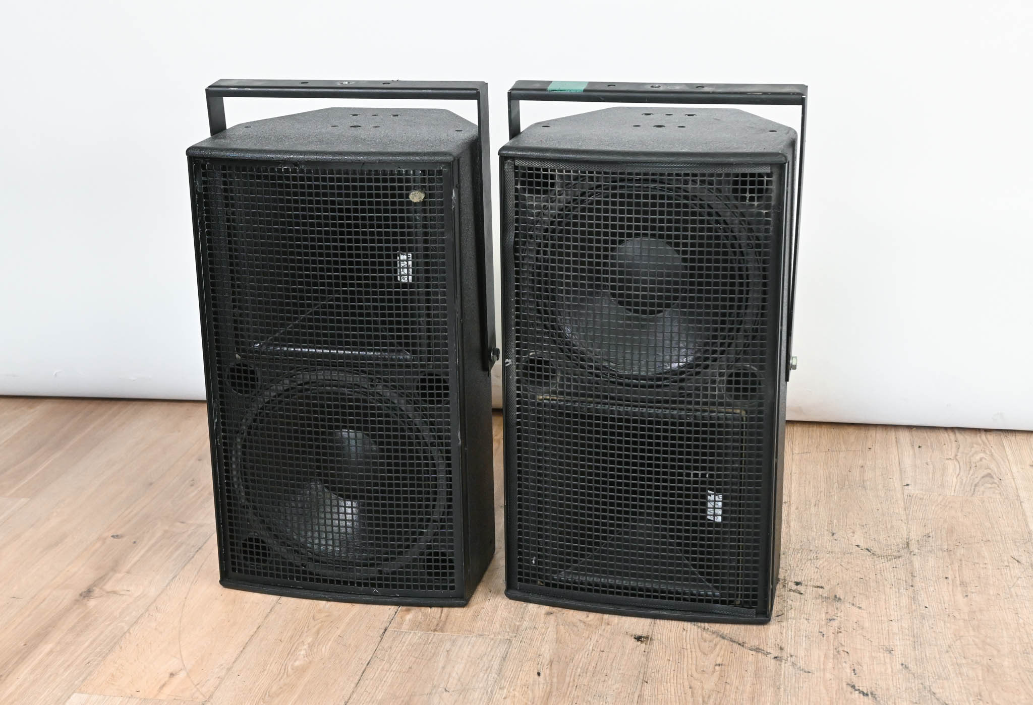 d&b audiotechnik Ci90 Full Range 2-Way Passive Loudspeaker (PAIR)